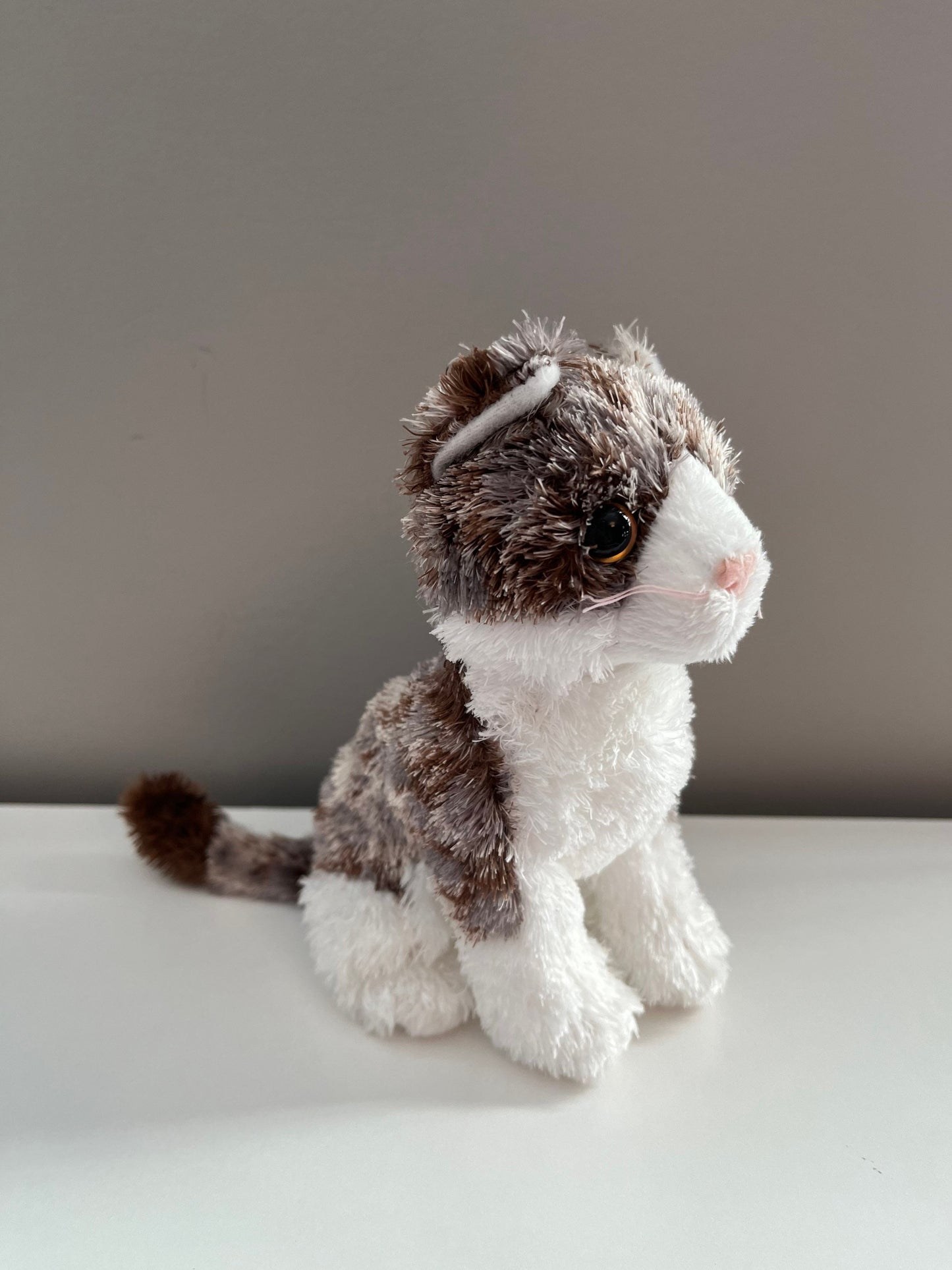 Ty Beanie Baby “Bently” the Cat (6 inch)