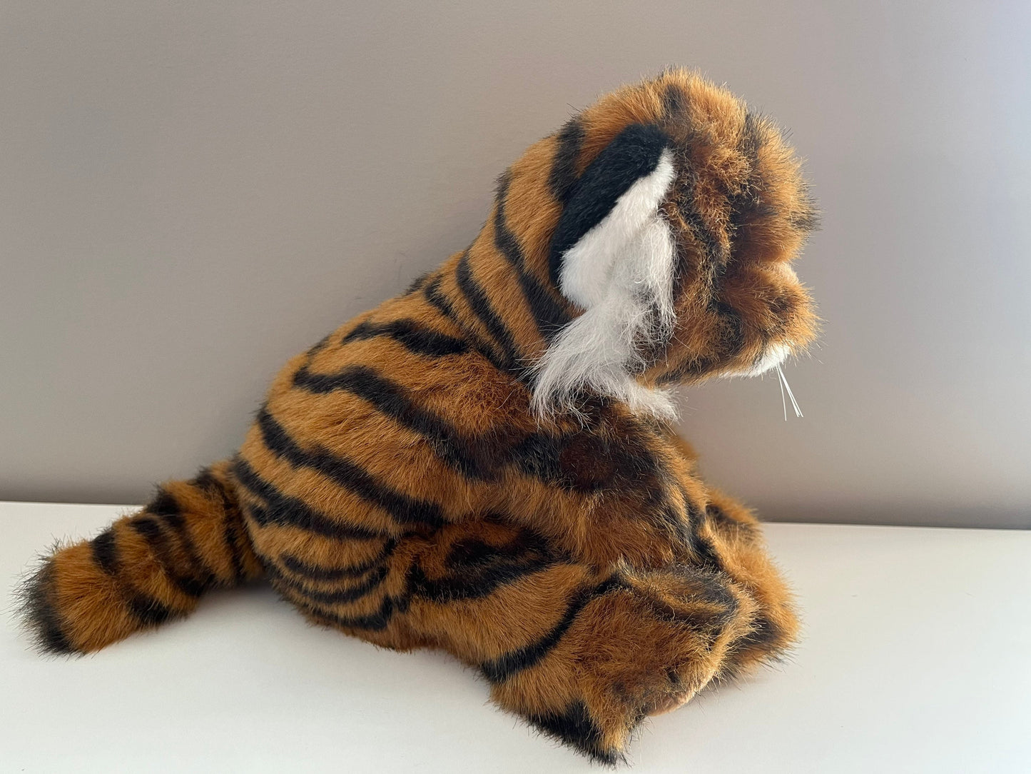 Ty Classics Collection “Bengal” the Tiger  (10 inch)