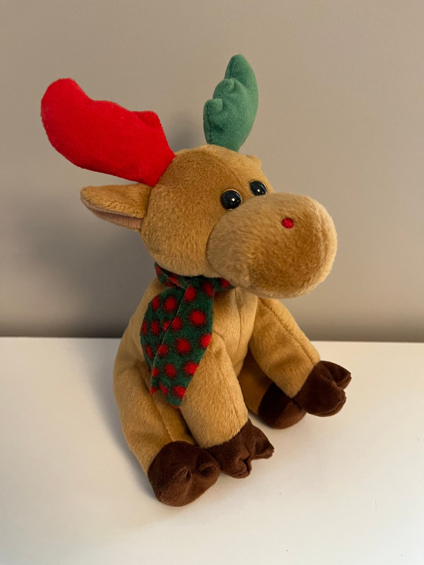 Ty Beanie Baby “Harold” the Holiday Moose (7 inch)