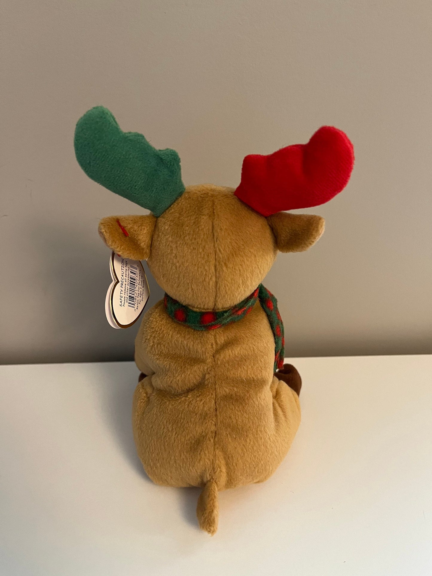 Ty Beanie Baby “Harold” the Holiday Moose (7 inch)