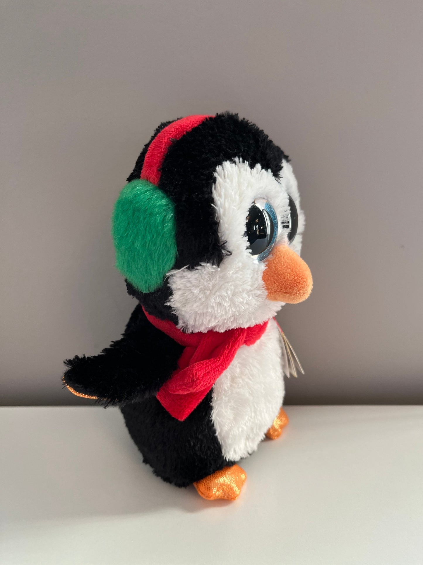 Ty Beanie Boo “North” the Holiday Penguin with Ear Muffs and Scarf (6 inch)