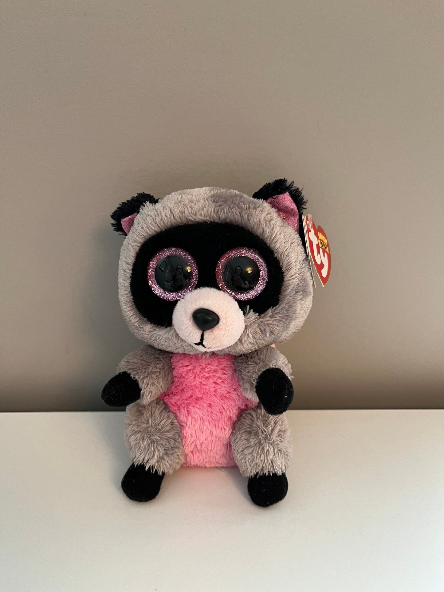 TY Beanie Boo “Rocco” the Pink and Grey Racoon (6 inch)