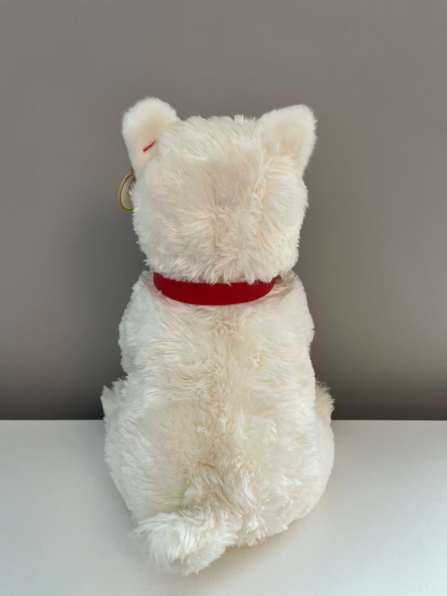 Ty Classics Collection “Presents” the White West Highland Terrier Holding a Christmas Stocking (11 inch)