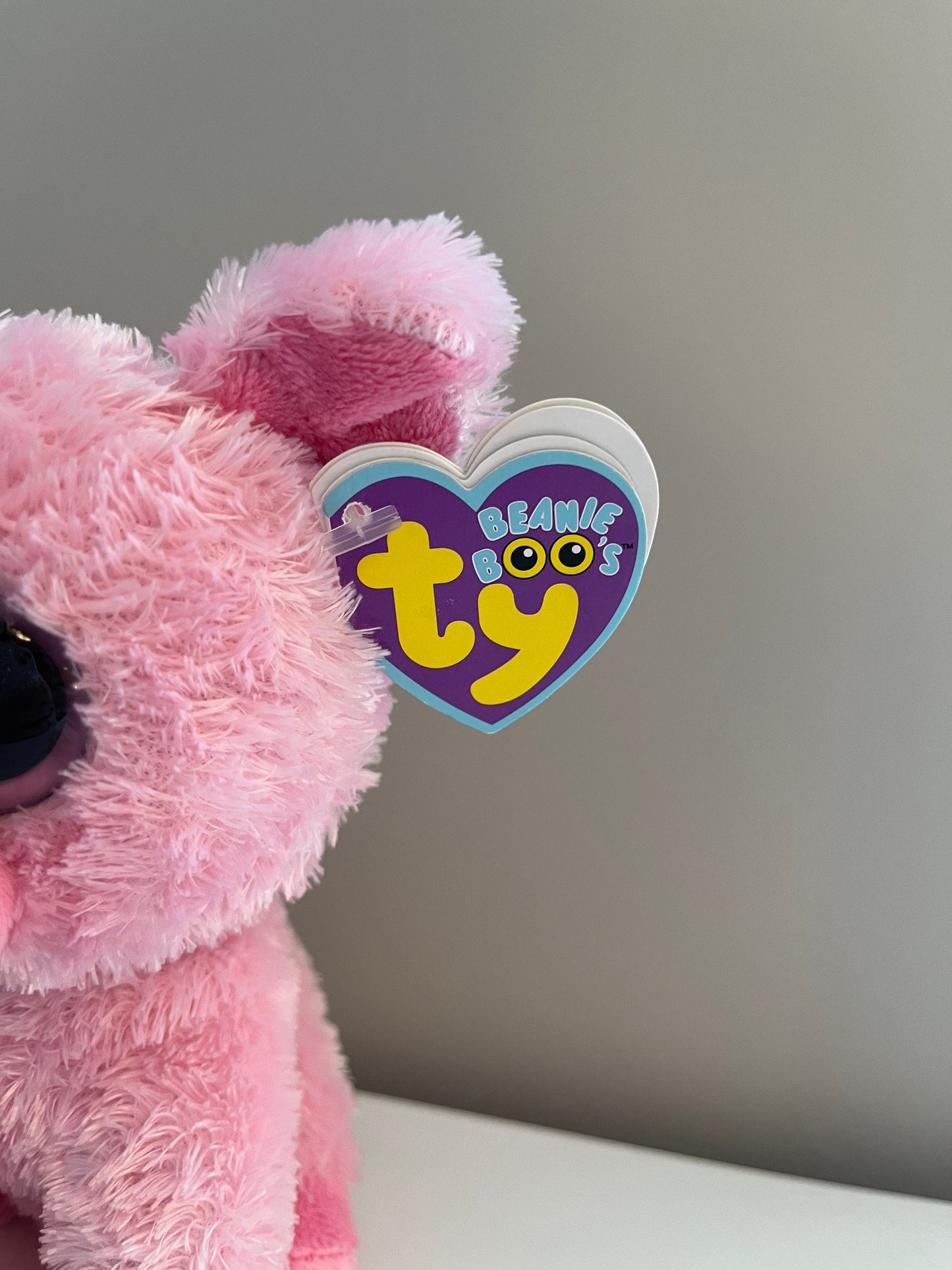 Ty Beanie Boo “Corky” the Pink Pig (6 inch)