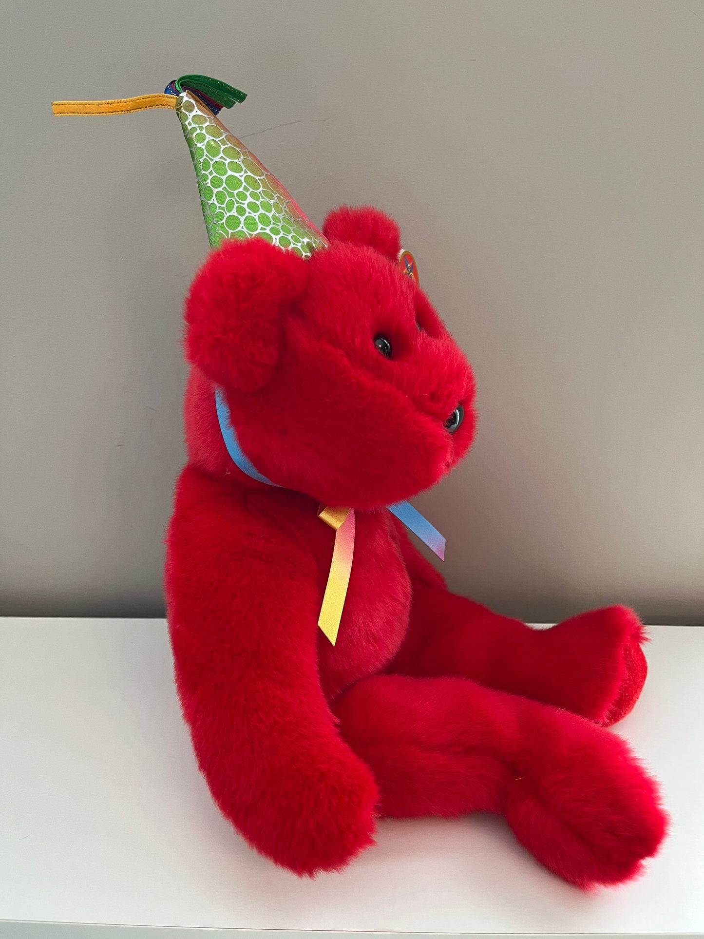 Ty Beanie Buddy “Happy Birthday” the Red Bear with Party Hat (13.5 inch)