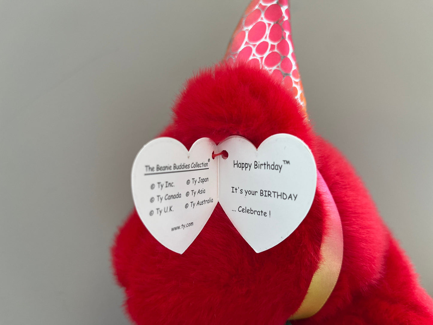 Ty Beanie Buddy “Happy Birthday” the Red Bear with Party Hat (13.5 inch)