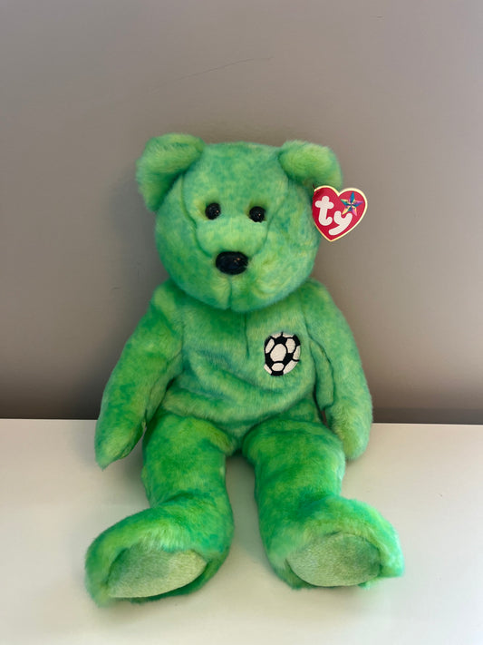 Ty Beanie Buddy “Kicks” the Soccer Bear (13.5 inch)