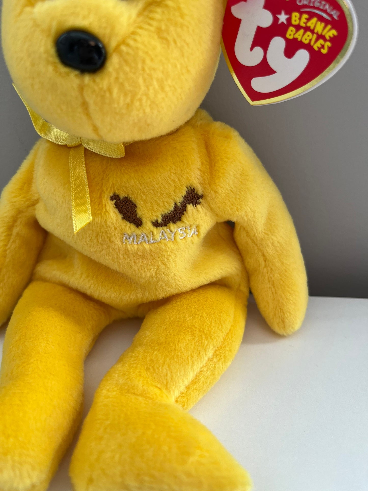 Ty Beanie Baby “Tanahairku” the Malaysian Bear - Asia Pacific Exclusive (8.5 inch)