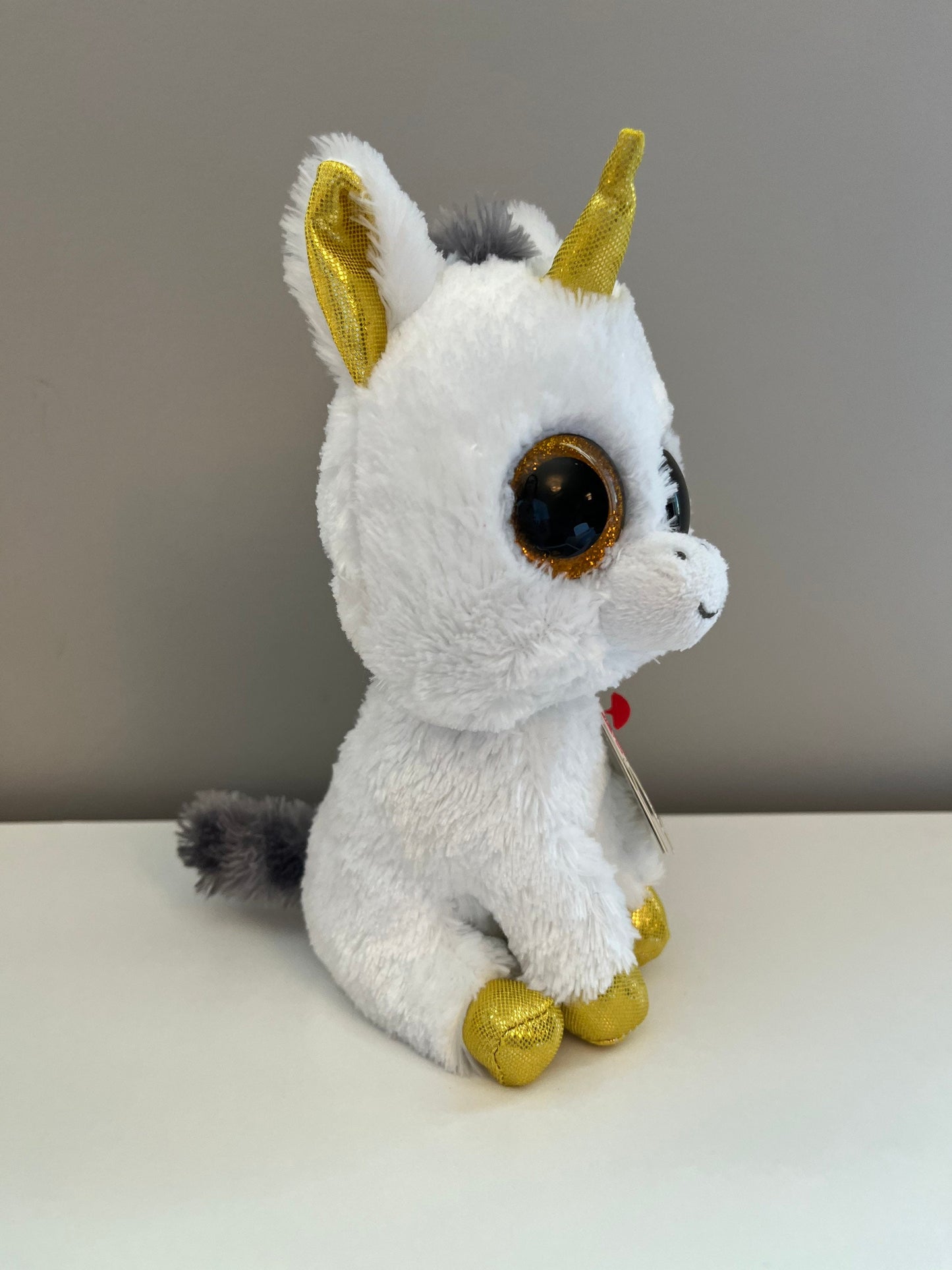 Ty Beanie Boo “Pegasus” the Unicorn - UK Exclusive (6 inch)