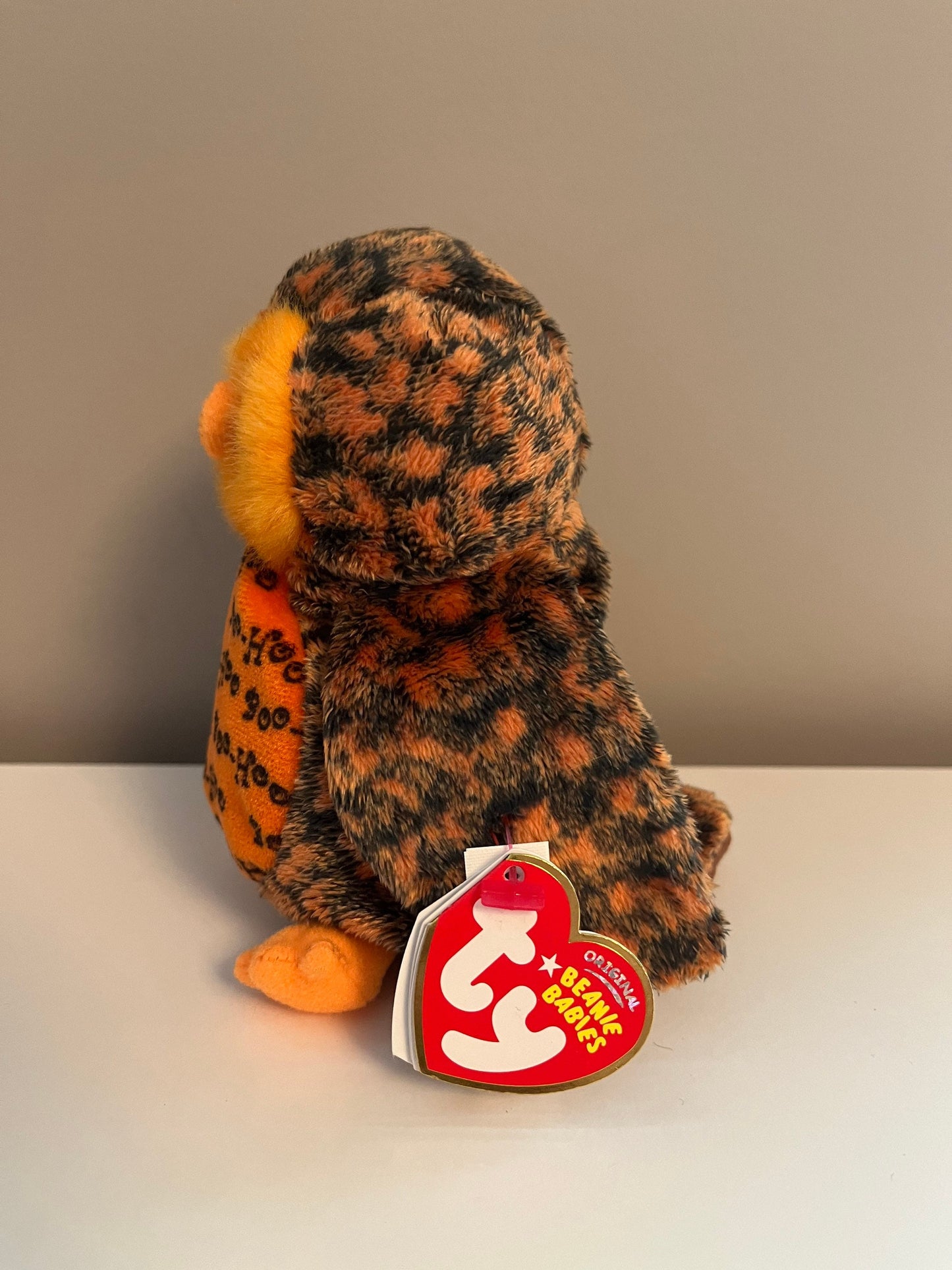 Ty Beanie Baby “Boo Who” the Halloween Owl - Hallmark Gold Crown Exclusive (6 inch)