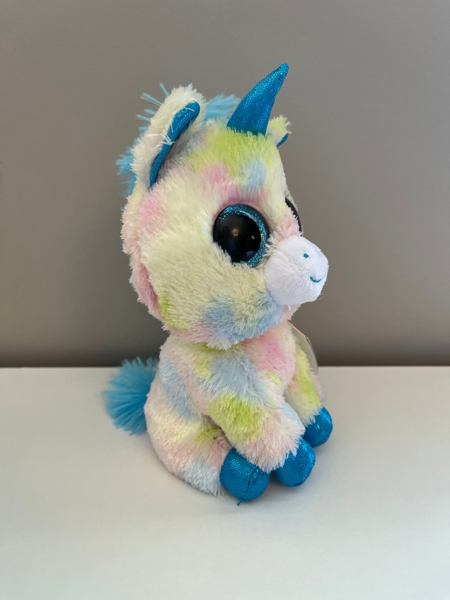 Ty Beanie Boo “Blitz” the Multi Coloured Unicorn (6 inch)