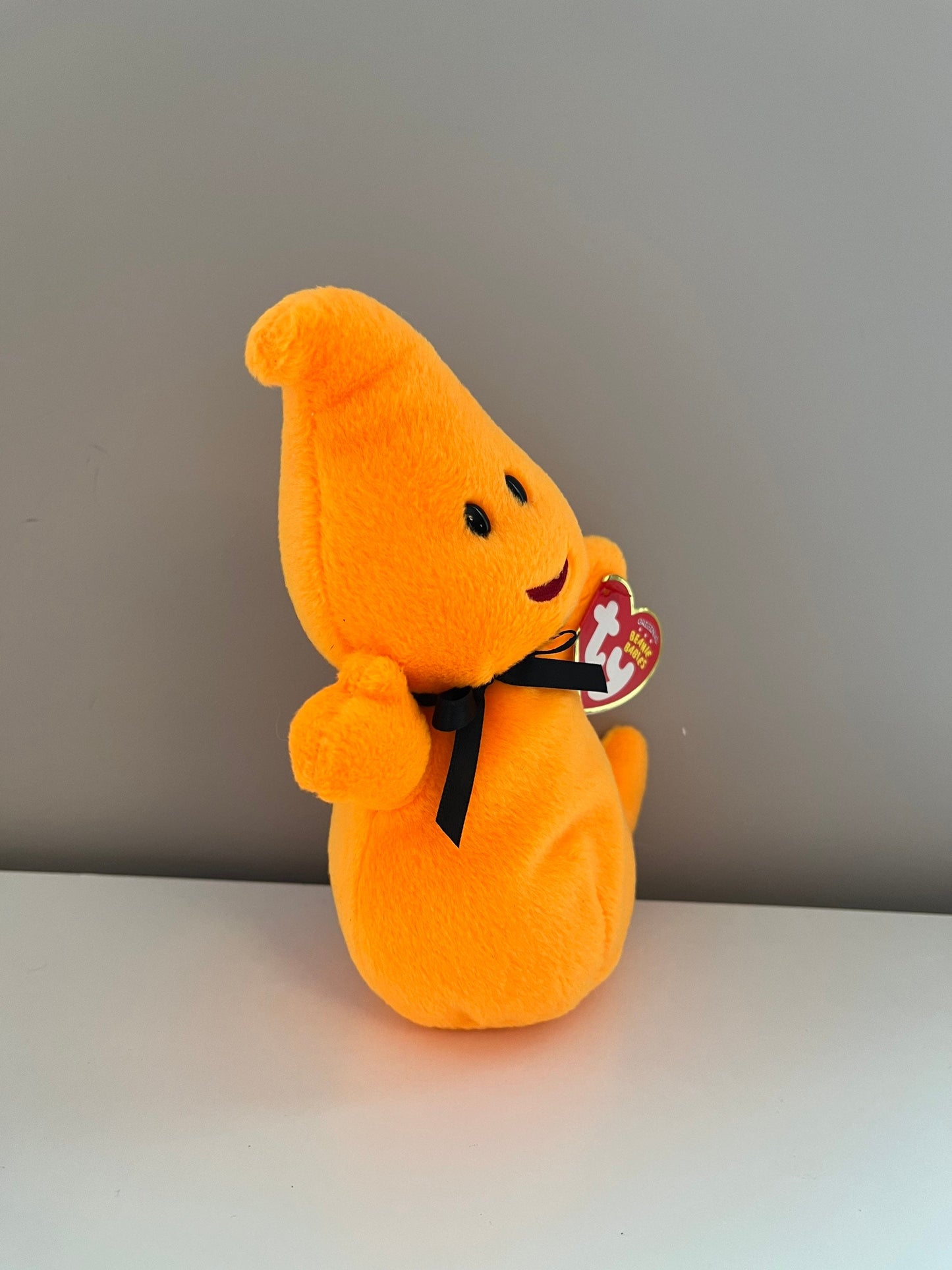 Ty Beanie Baby “Haunt” the Orange Ghost (6 inch)