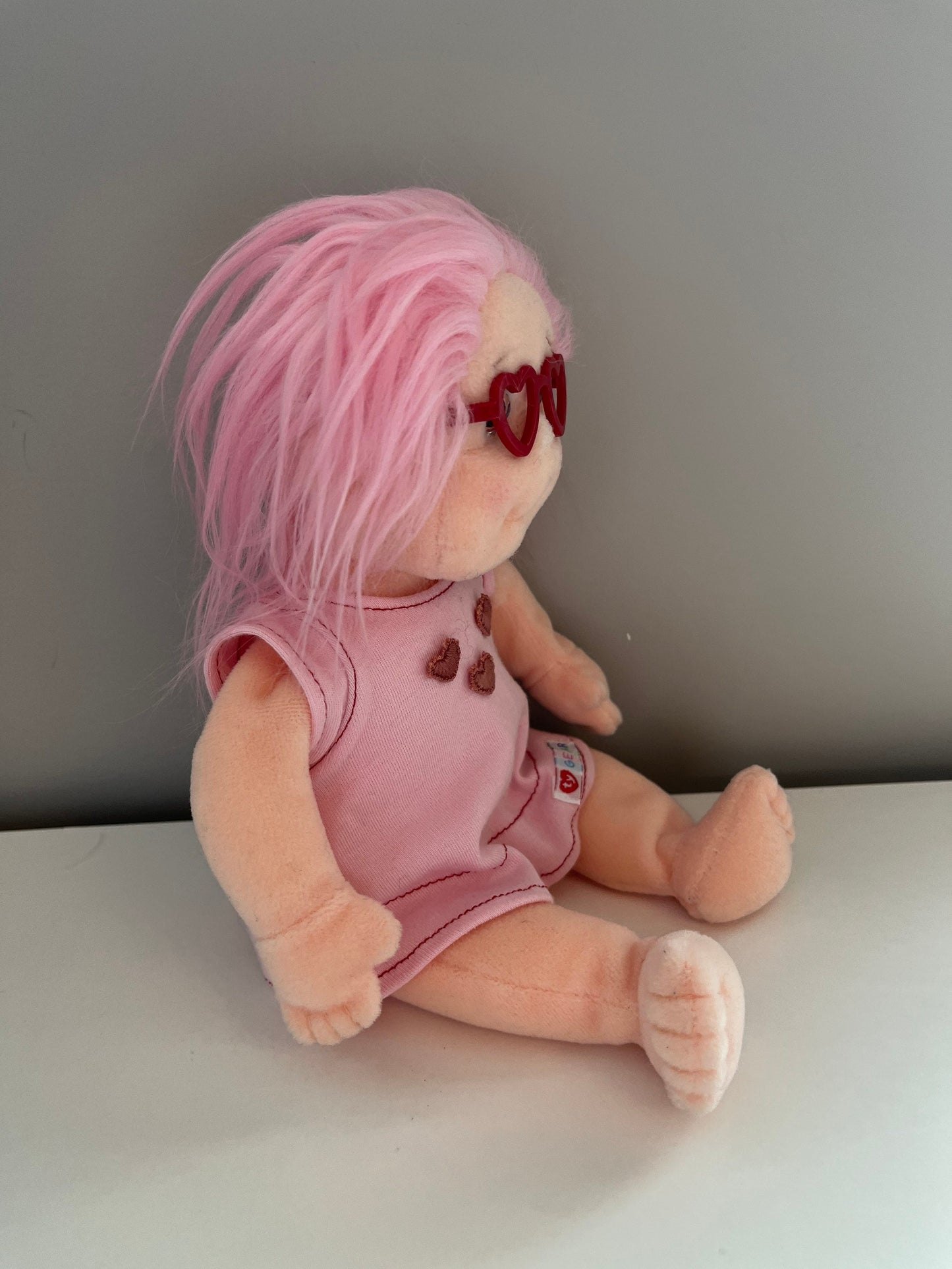 Ty Beanie Kid “Luvie” the Collectable Doll  Rocking Pink Hair (10 inch)