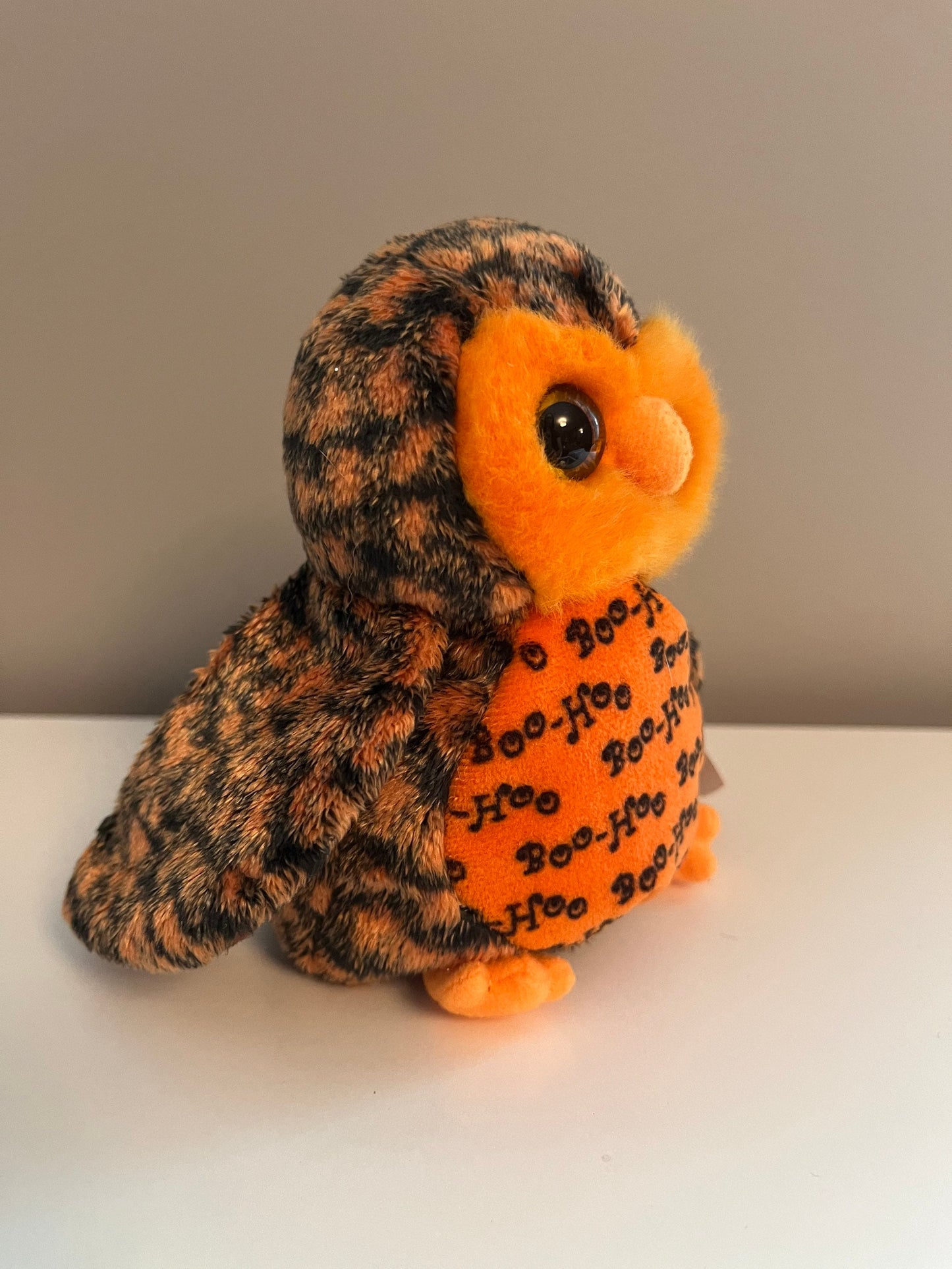 Ty Beanie Baby “Boo Who” the Halloween Owl - Hallmark Gold Crown Exclusive (6 inch)