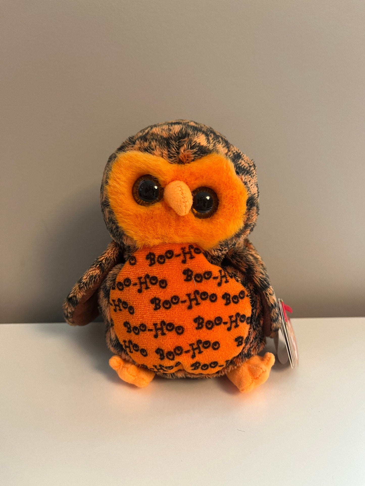 Ty Beanie Baby “Boo Who” the Halloween Owl - Hallmark Gold Crown Exclusive (6 inch)