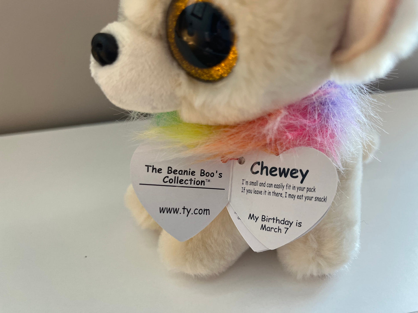 Ty Beanie Boo “Chewey” the Chihuahua Puppy Dog (6 inch)