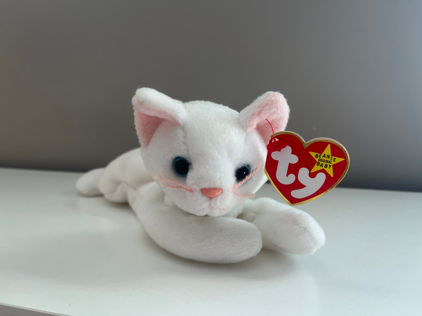 Ty Beanie Baby “Flip” the White Kitty Cat! (7.5 inch)