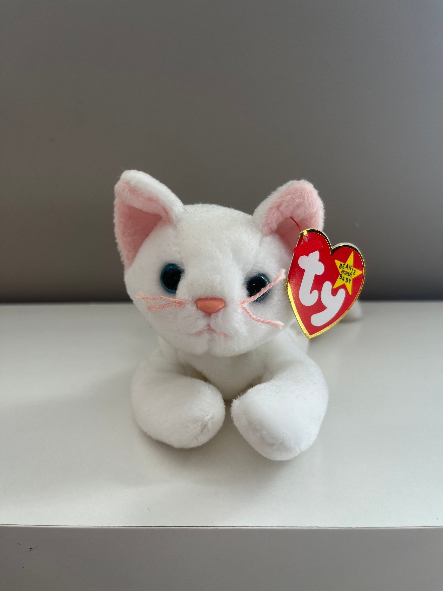 Ty Beanie Baby “Flip” the White Kitty Cat! (7.5 inch)