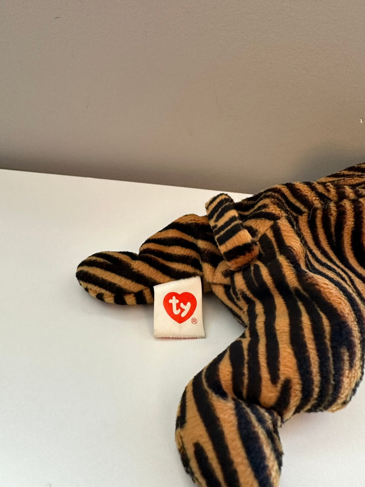 Ty 3rd Generation Beanie Baby “Stripes” the Tiger - No Hang Tag! (8.5 inch)