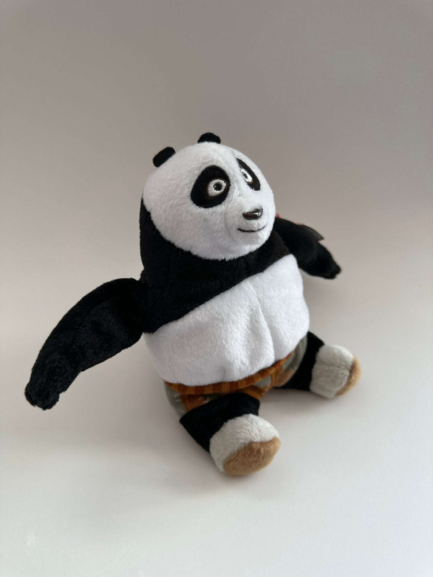 Ty Beanie Baby “Po” the Panda ie - DVD Exclusive, Kung Fu Panda - Non Mint Tag! (6 inch)