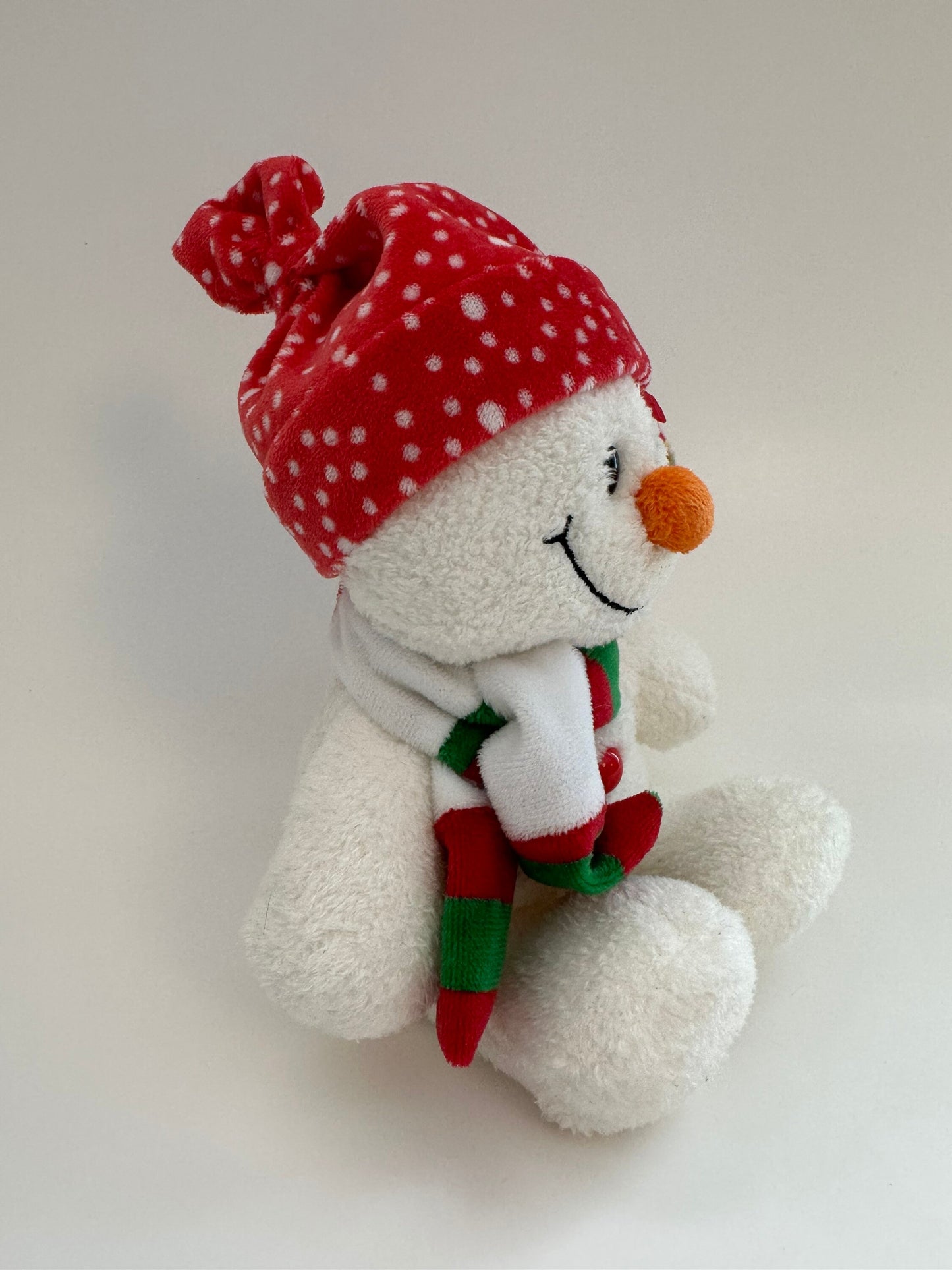 Ty Beanie Baby “Freezie” the Snowman (7 inch)