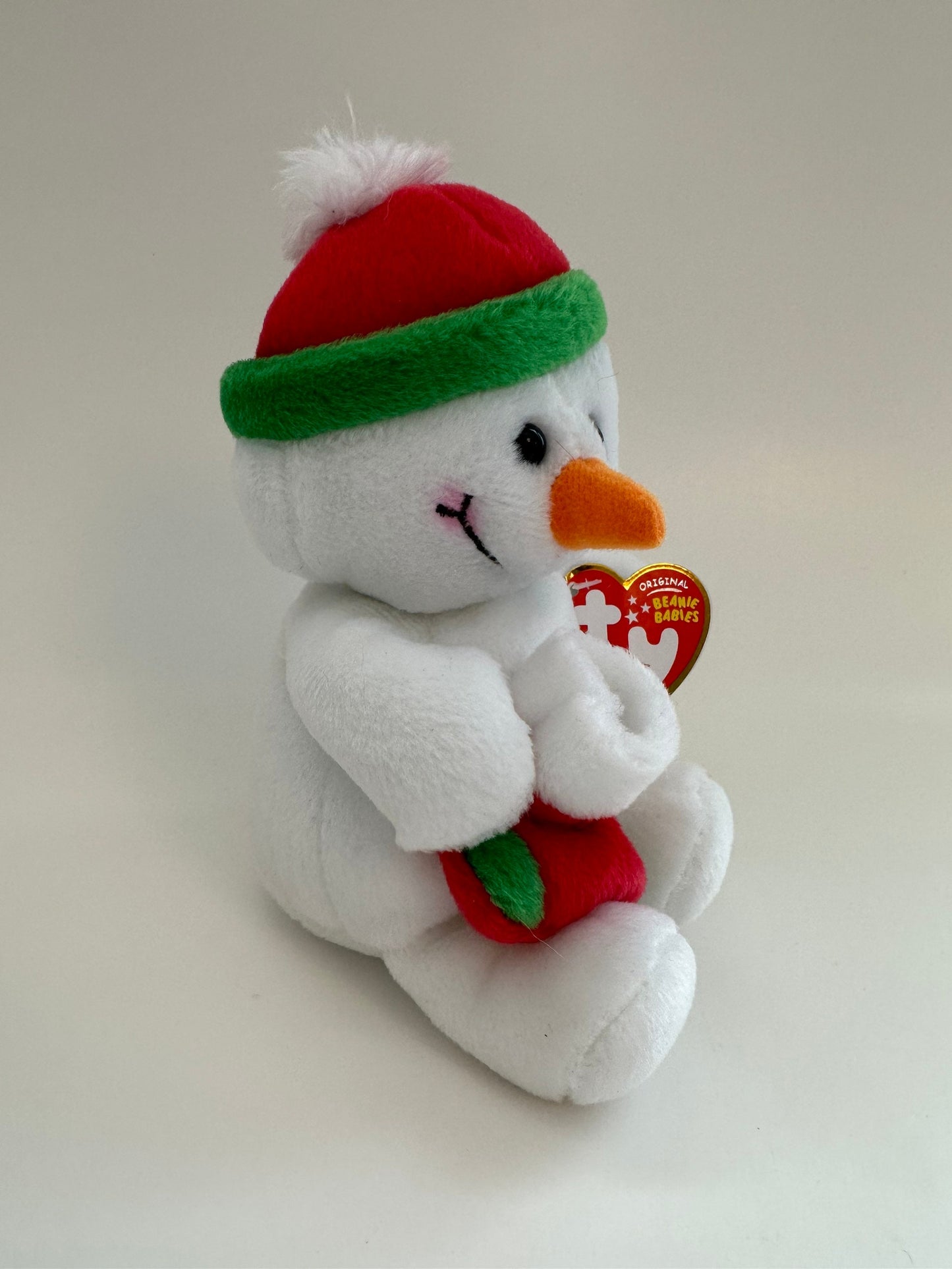 Ty Beanie Baby “Stockings” the Adorable Snowman holding Stocking (6 inch)