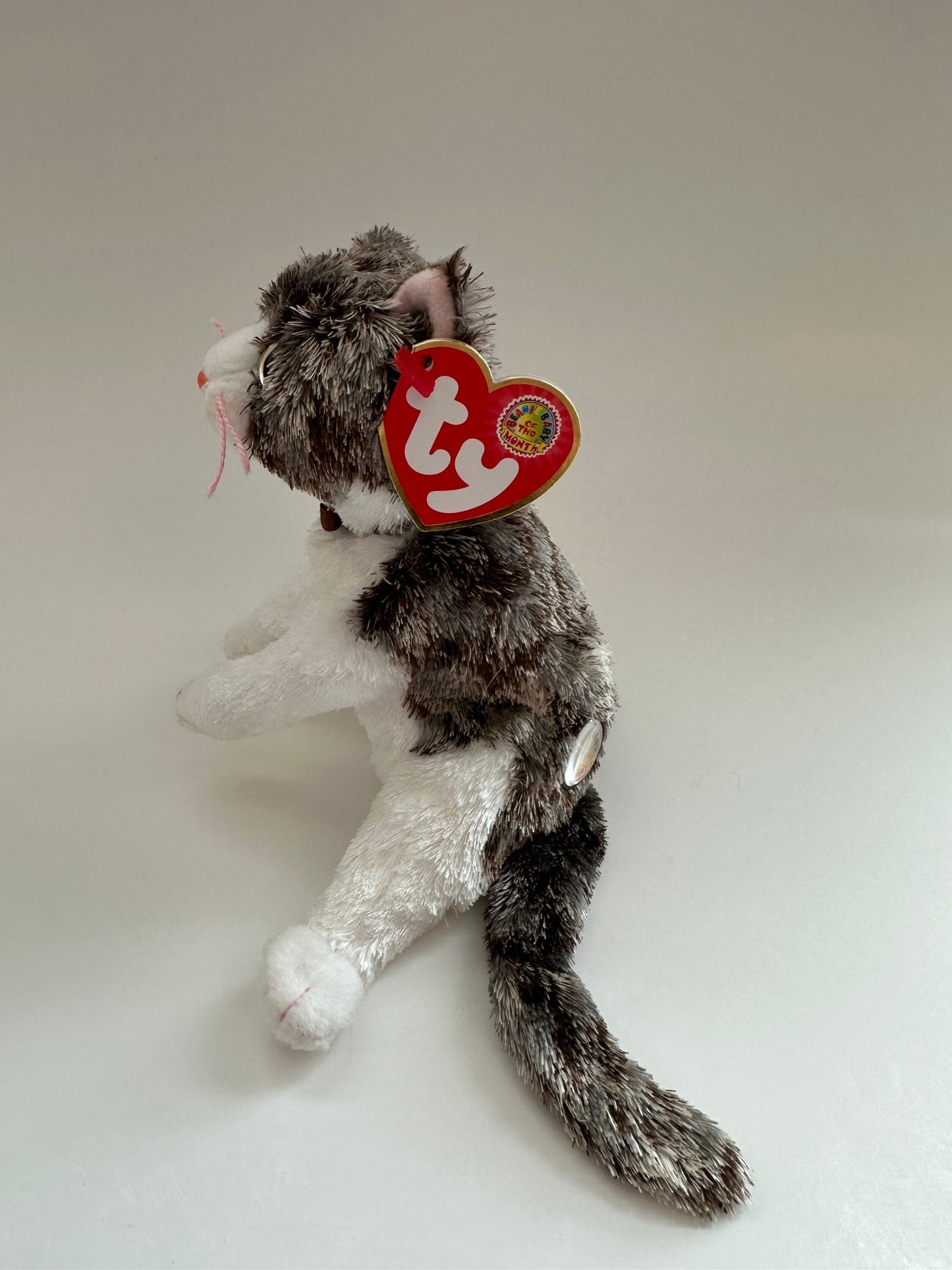 Ty Beanie Baby “Frisky” the Brown and White Cat! (6 inch)