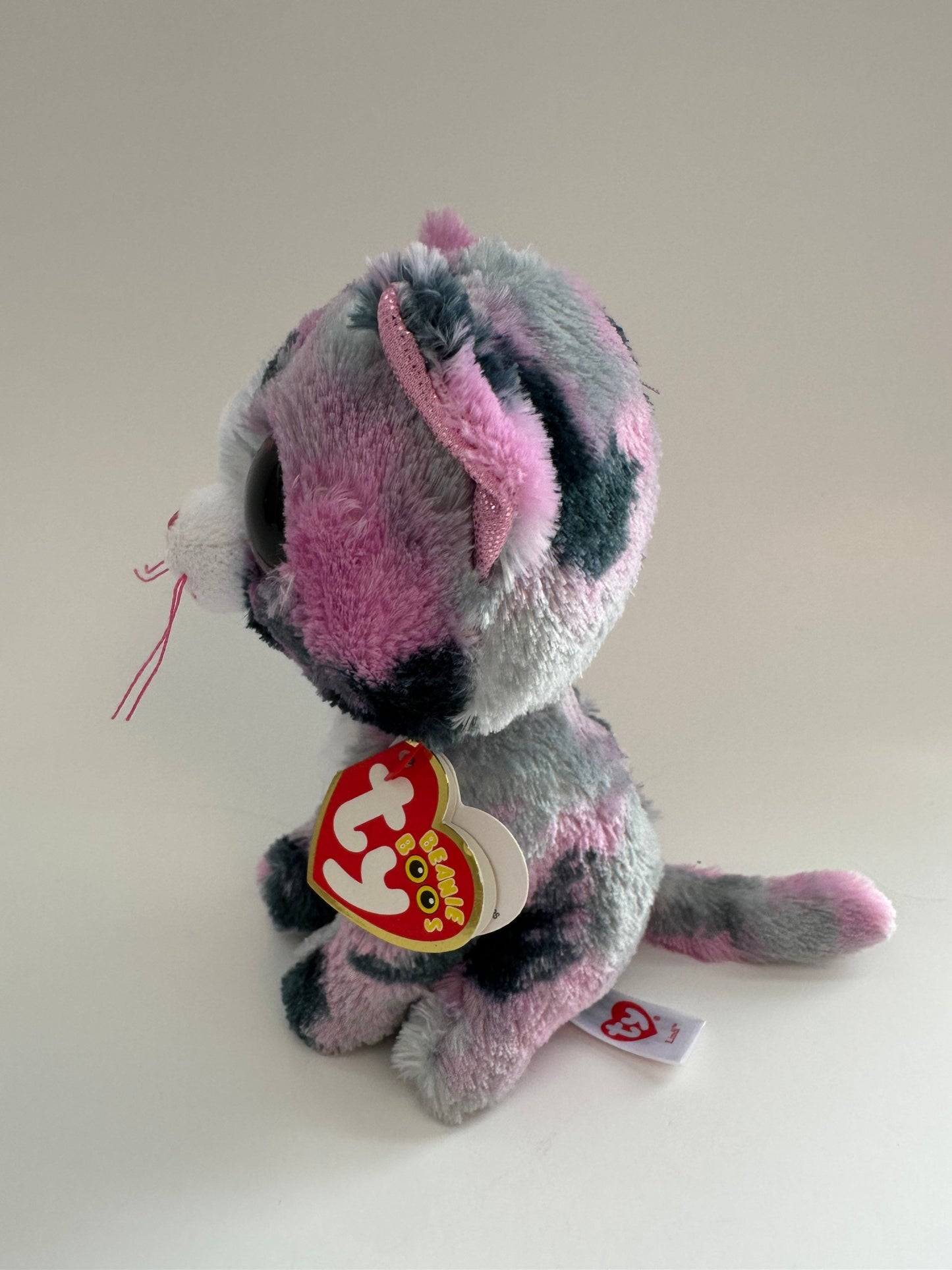 Ty Beanie Boo “Lindi” the Cat Plush - Scuff on eye (non-mint) (6 inch)