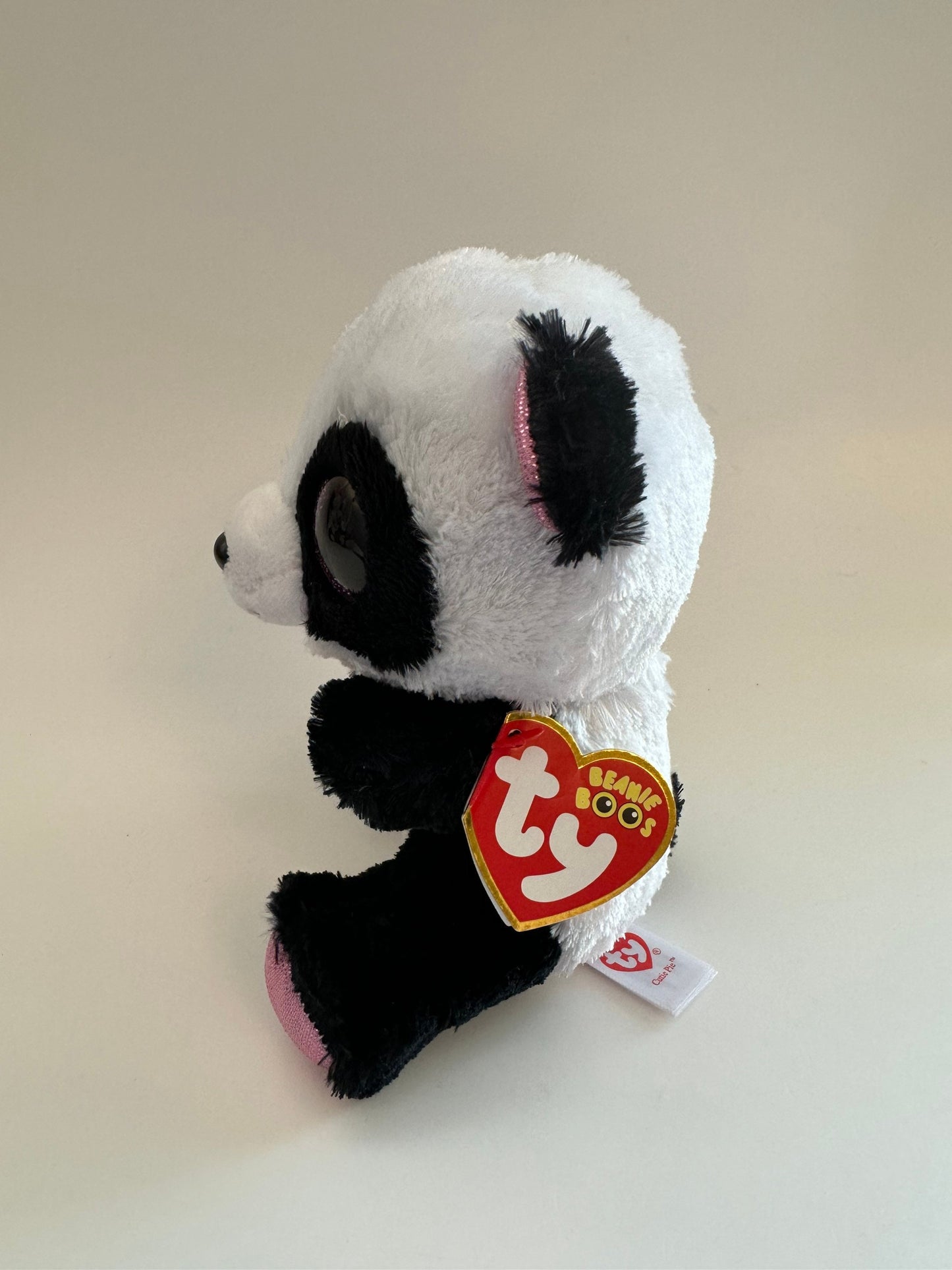 Ty Beanie Boo “Cutie Pie” the Panda Holding Pink Heart (6 inch)