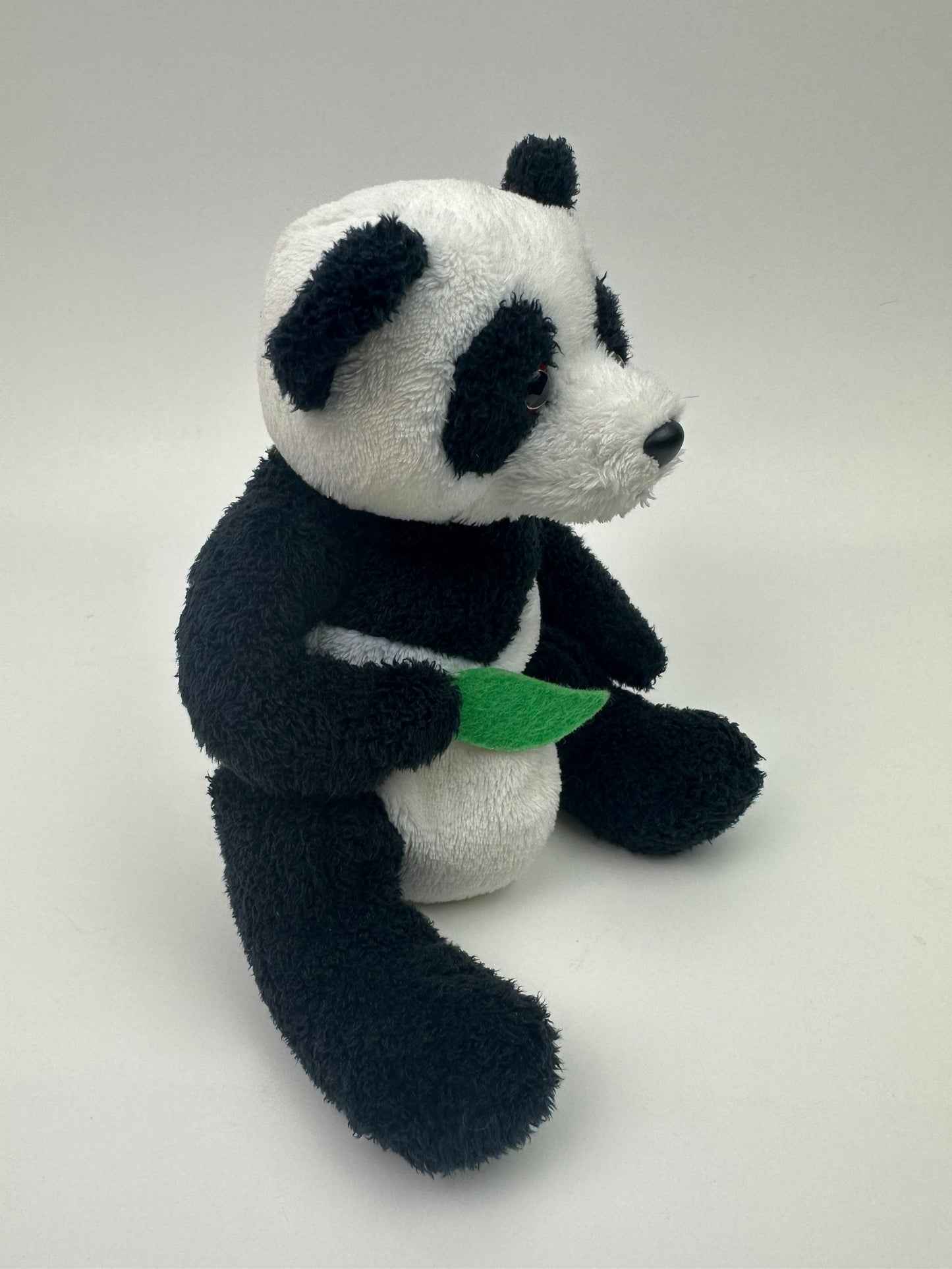 Ty Beanie Baby “Manchu” the Panda *Rare*! (7.5 inch)