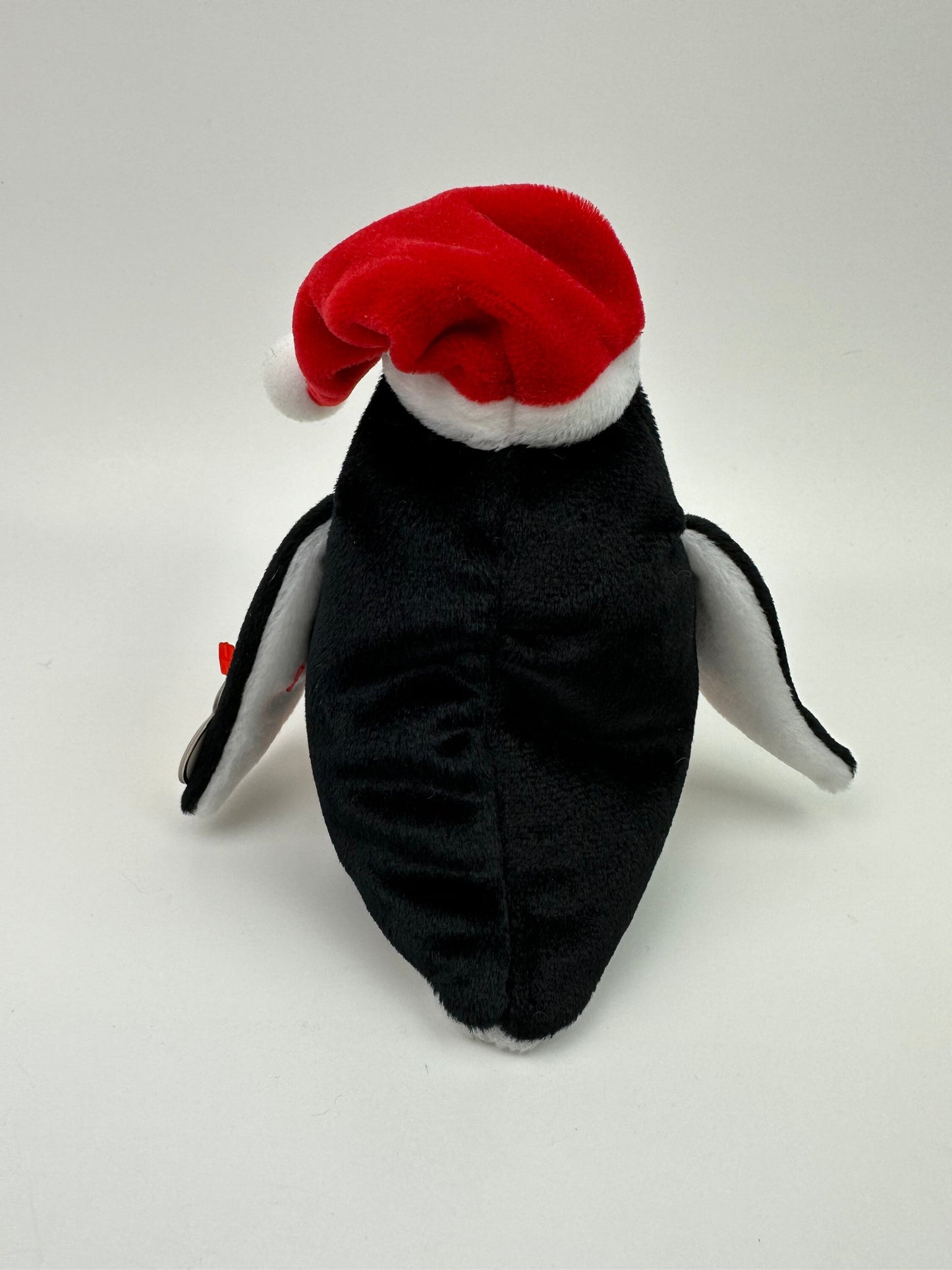 Ty Beanie Baby “Zero” the Christmas Penguin wearing a Santa Hat! (6 inch)