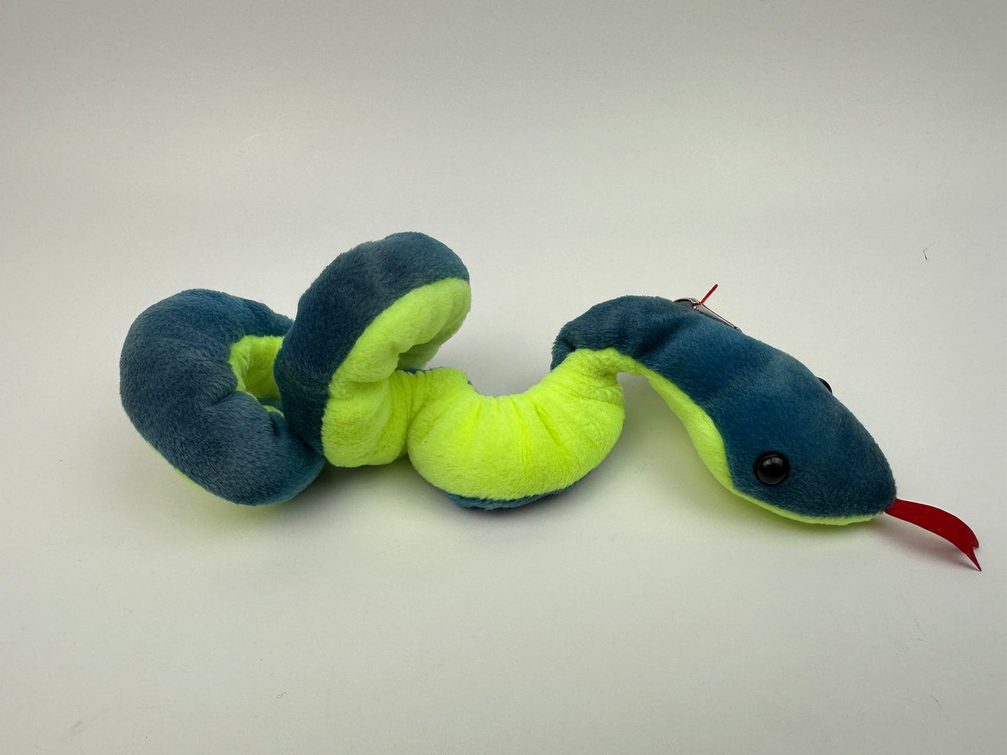 Ty Beanie Baby “Hissy” the Slithering Snake! (25 inches stretched - 4 inches coiled)