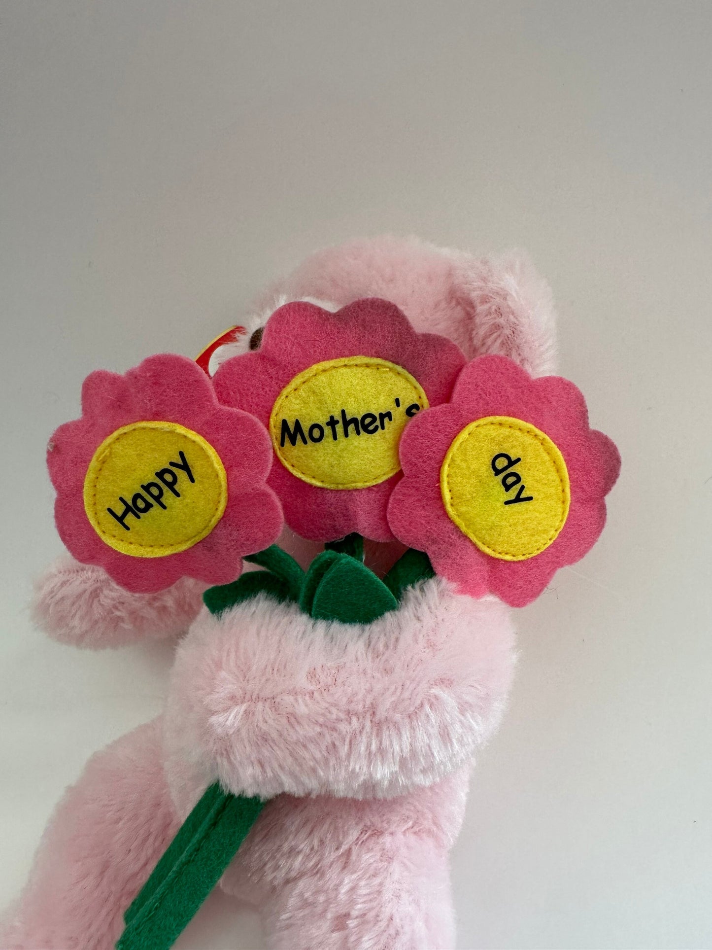 Ty Beanie Baby “Mom” the Mothers Day/Gift for Mom Bear! (8.5 inch)