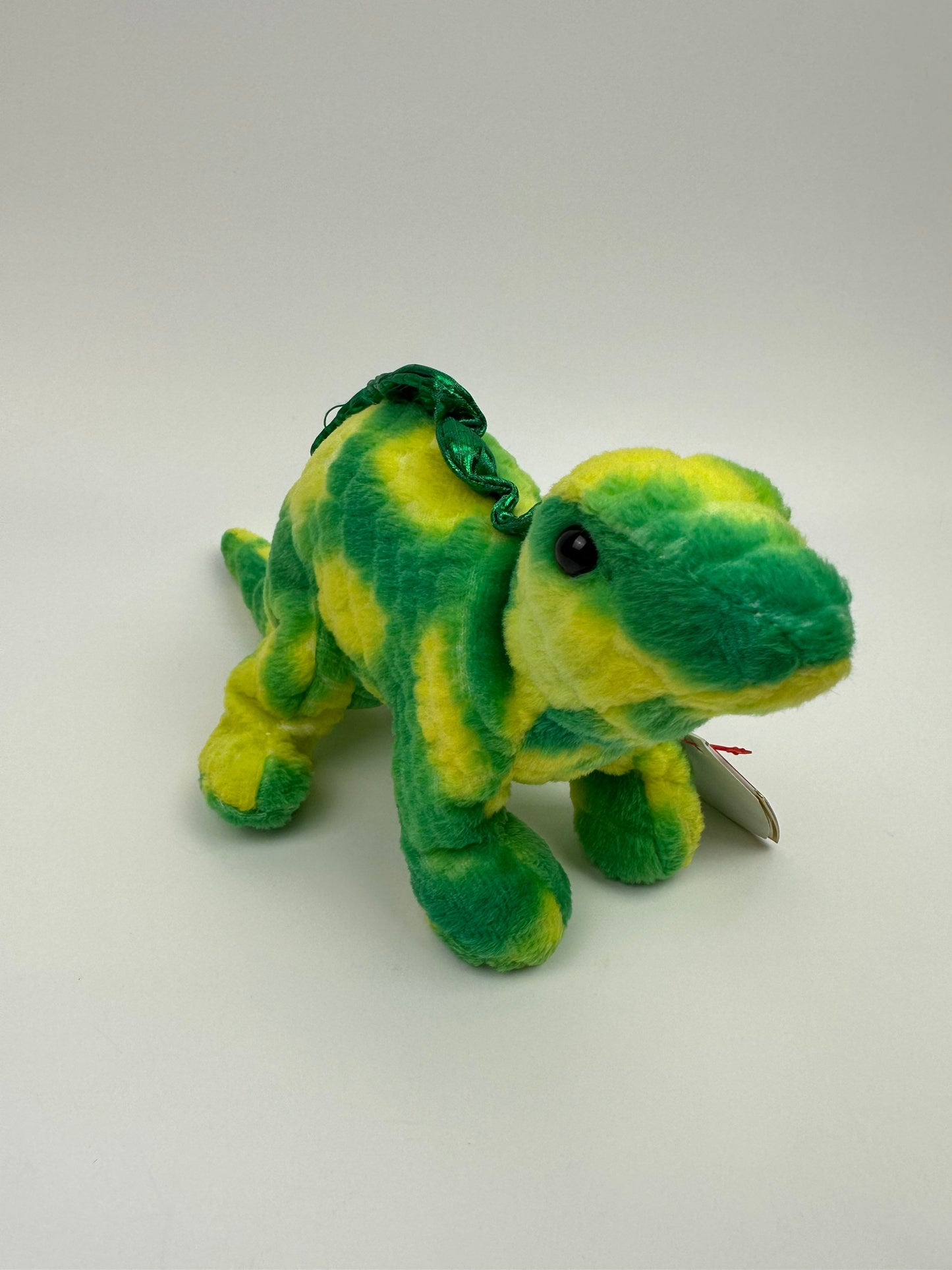 Ty Beanie Baby “Spikey” the Stegosaurus Dinosaur! *Rare* (6 inch)