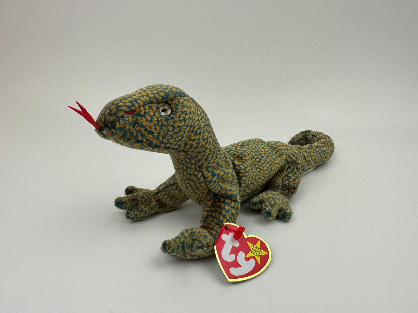 Ty Beanie Baby “Scaly” the Lizard! (9.5 inch)