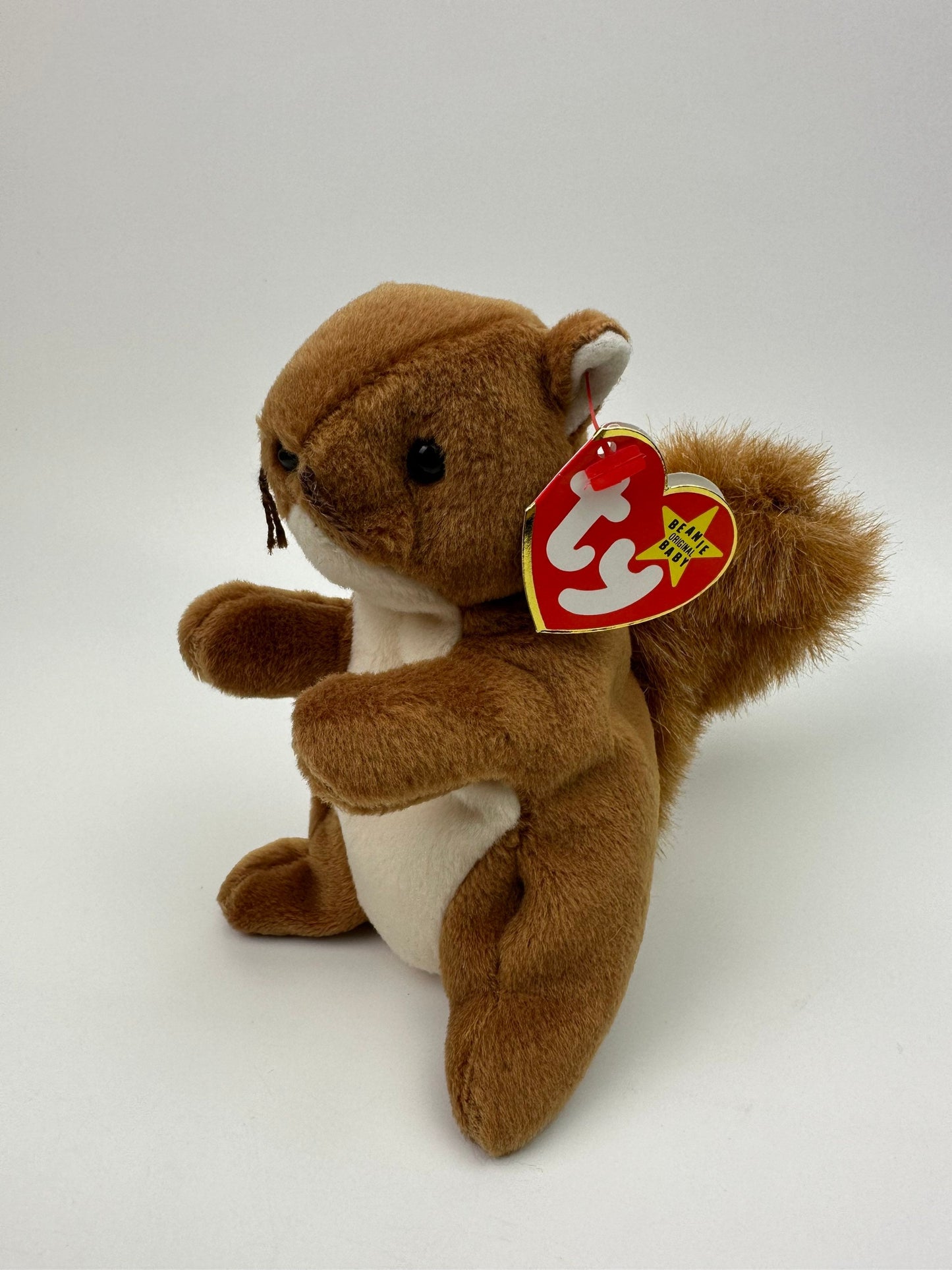 Ty Beanie Baby “Nuts” the Squirrel (5.5 inch)