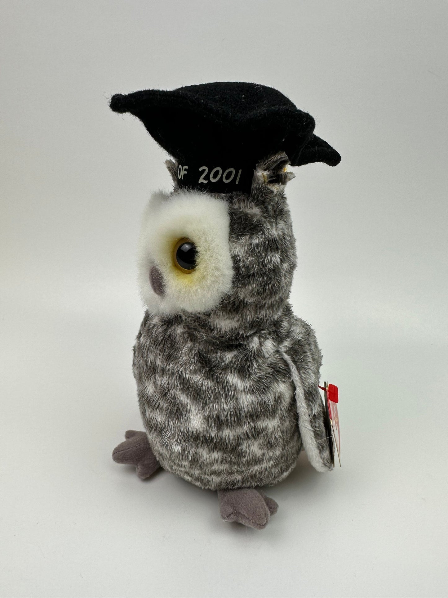 Ty Beanie Baby “Smart” the 2001 Graduation Owl (6 inch)