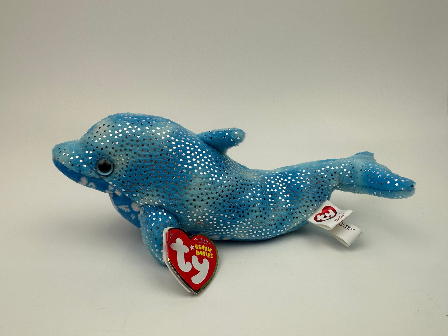 Ty Beanie Baby “Docks” the Blue Dolphin! (8 inch)