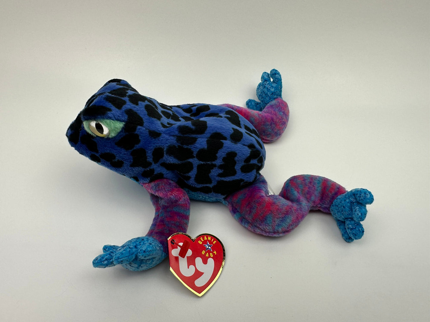 Ty Beanie Baby “Dart” the Frog  (8 inch)