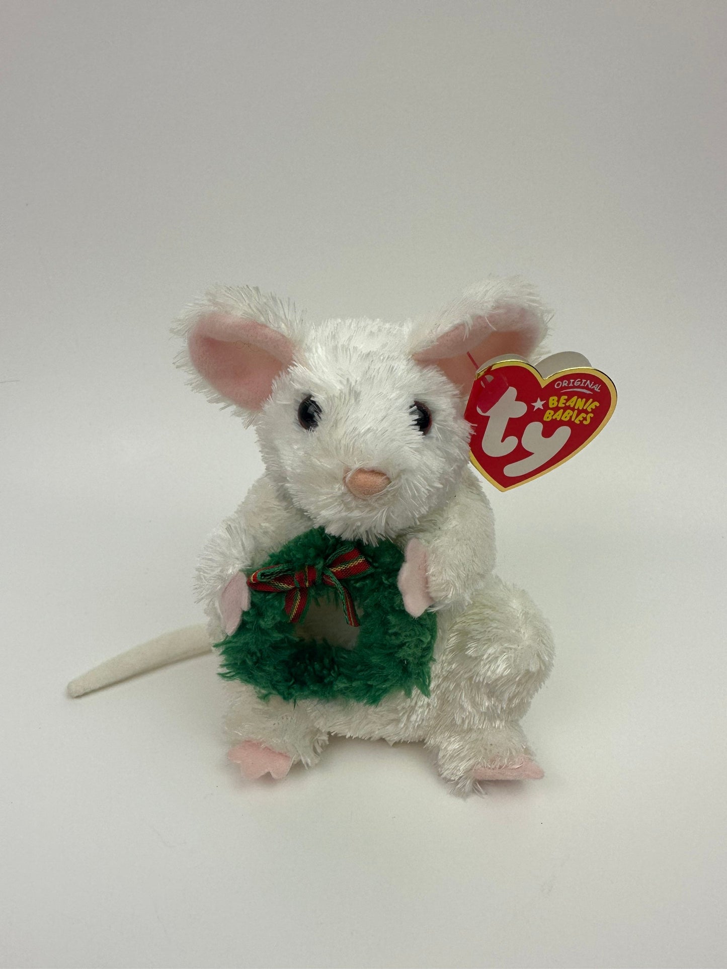 Ty Beanie Baby “Garlands” the Christmas Mouse Holding Wreath (4 inch)