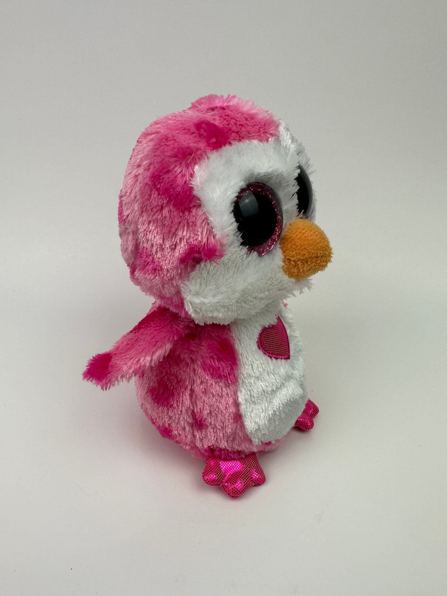 Ty Beanie Boo “Juliet” the Valentine’s Day Penguin  (6 inch)