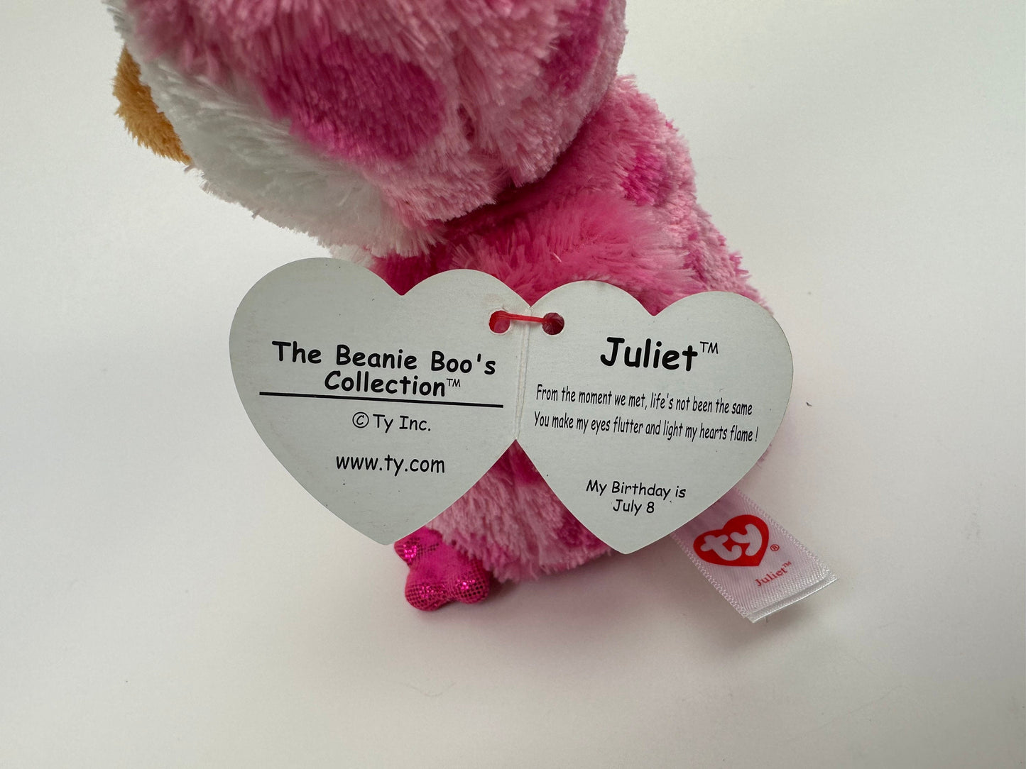 Ty Beanie Boo “Juliet” the Valentine’s Day Penguin  (6 inch)