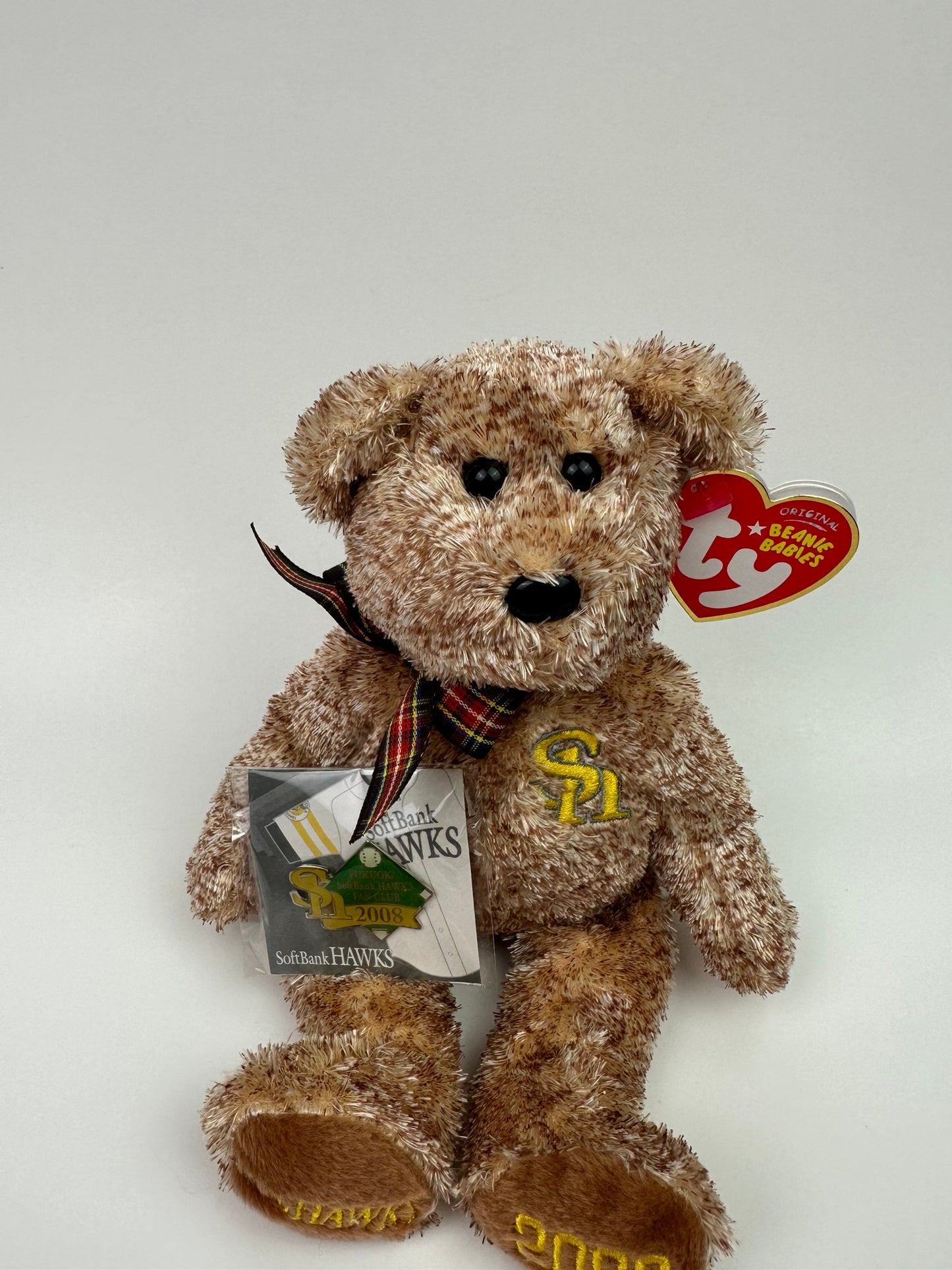 Ty Beanie Baby “White” the Softbank Club Hawks Bear - Japan Exclusive - With Pin! *Rare* (8.5 inch)