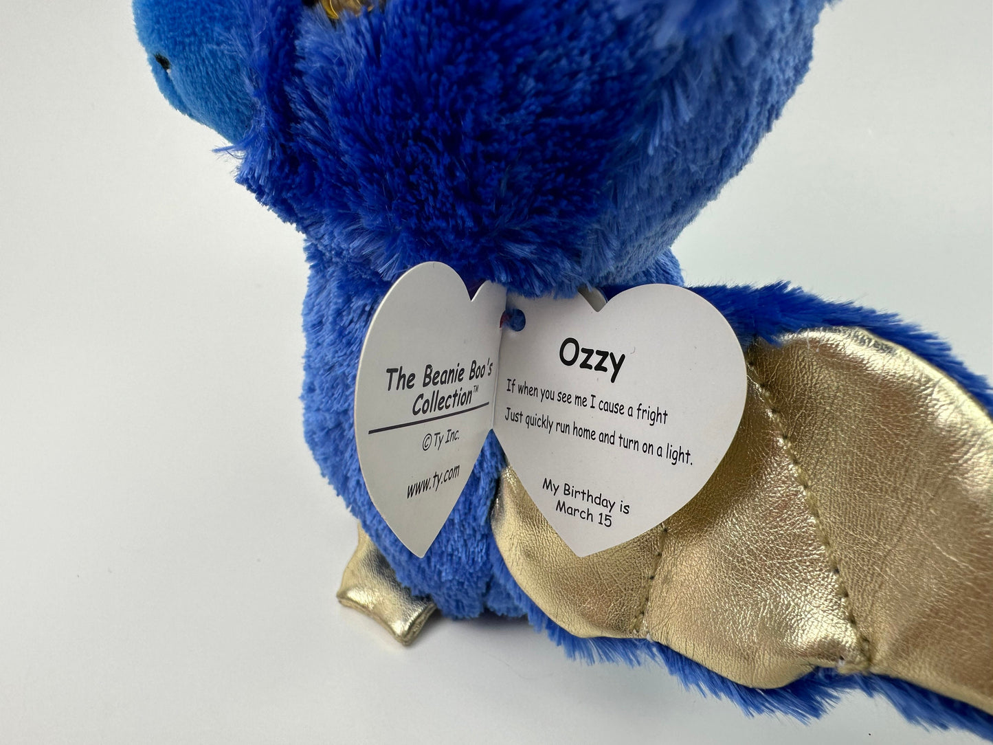 Ty Beanie Boo “Ozzy” the Blue Bat with Gold Wings, Eyes, and Ears (6 inch)