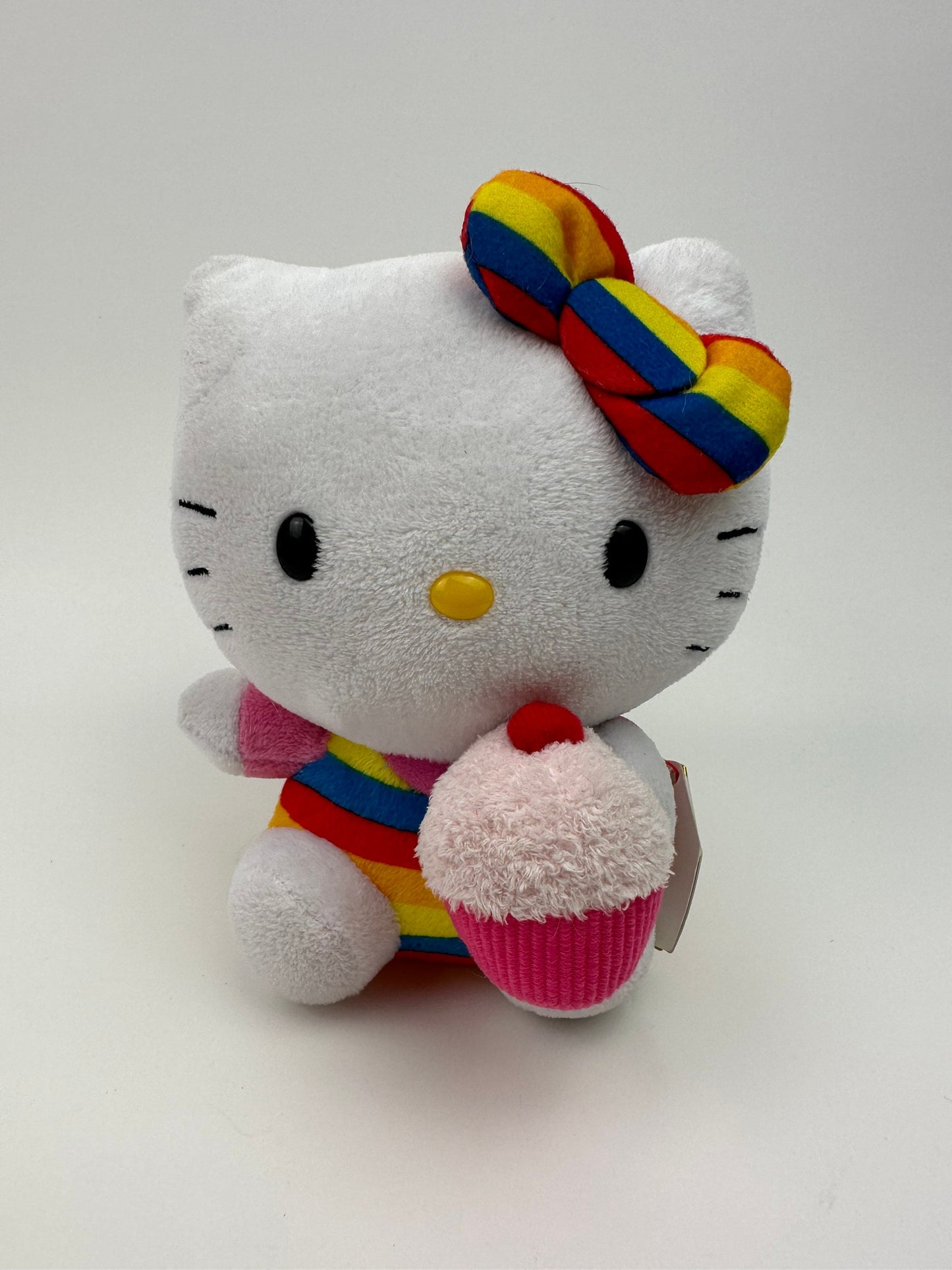 Ty Beanie Baby Vintage “Hello Kitty” the Striped Hello Kitty Plush with Cupcake (5.5 inch)