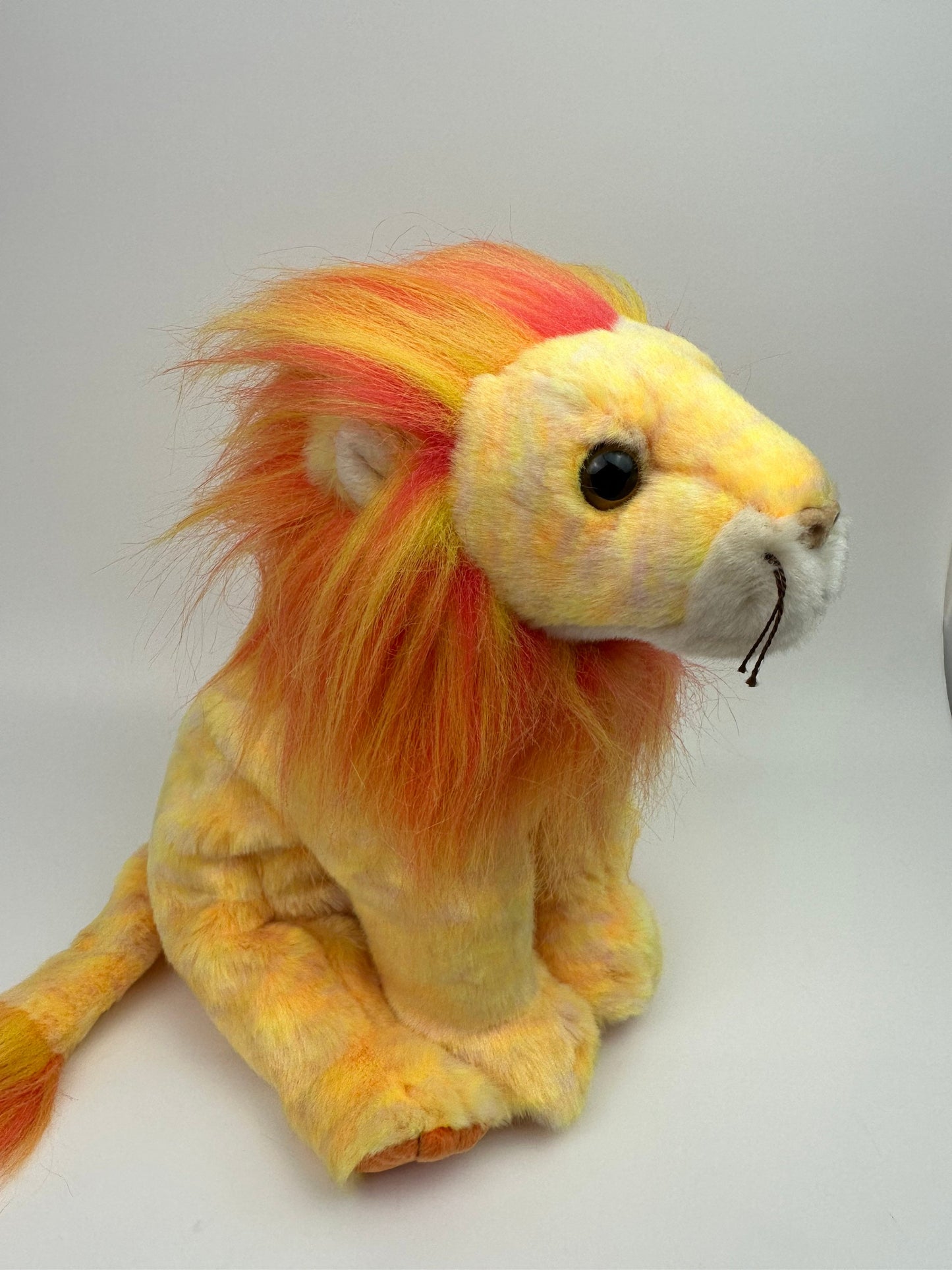 Ty Beanie Buddy “Bushy” the Lion! (9.5 inch)