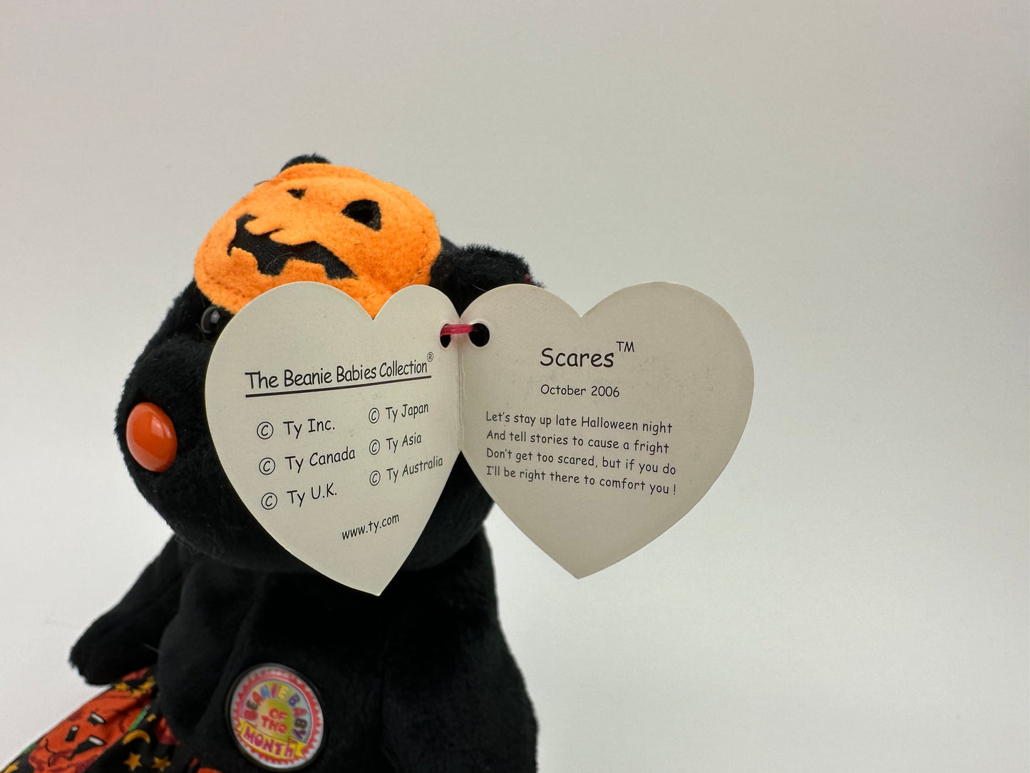 Ty Beanie Baby “Scares” the Halloween Bear - Beanie Baby of the Month (8 inch)