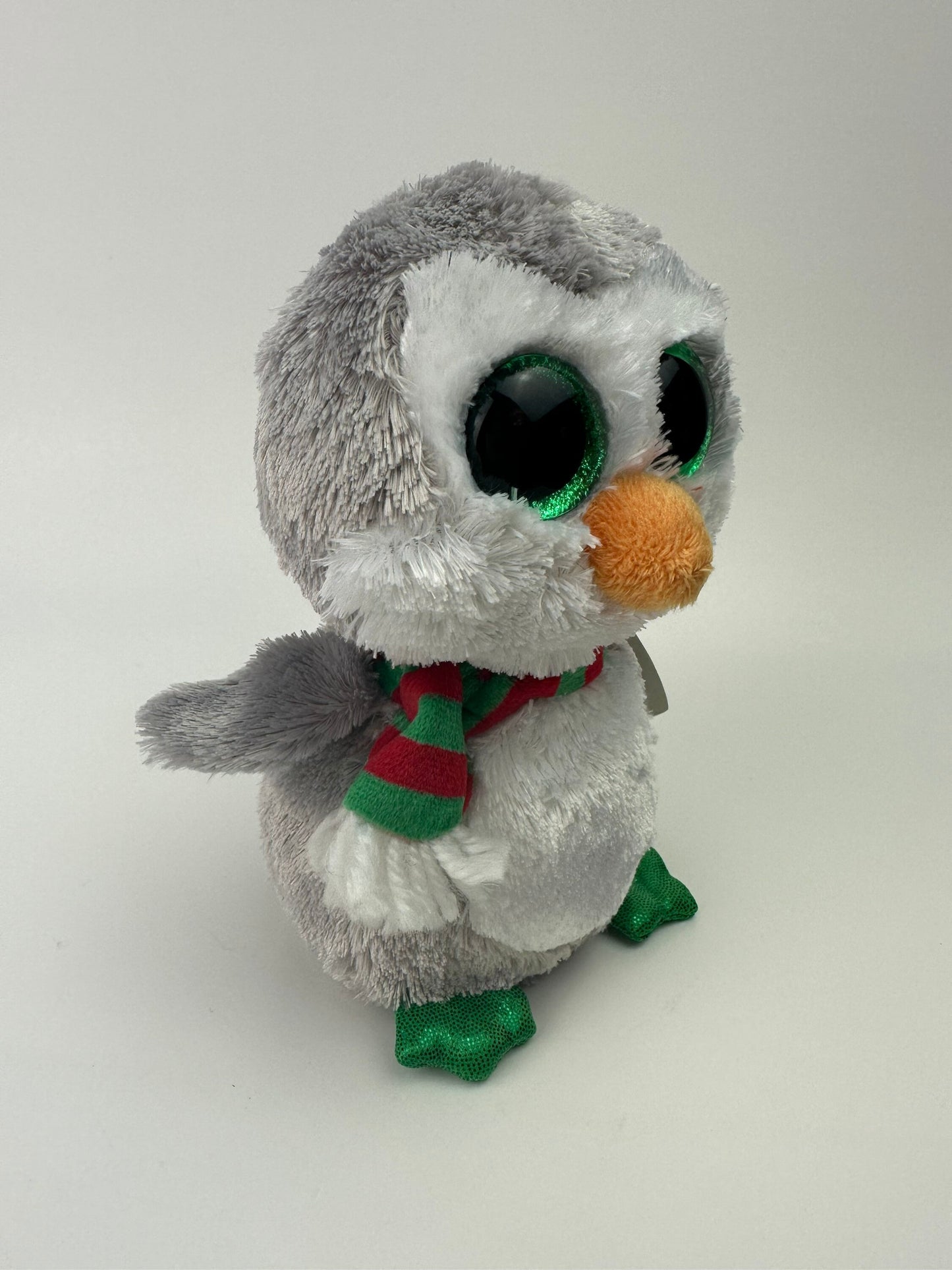 Ty Beanie Boo “Chilly” the Holiday Penguin - Claire’s Exclusive (6 inch)