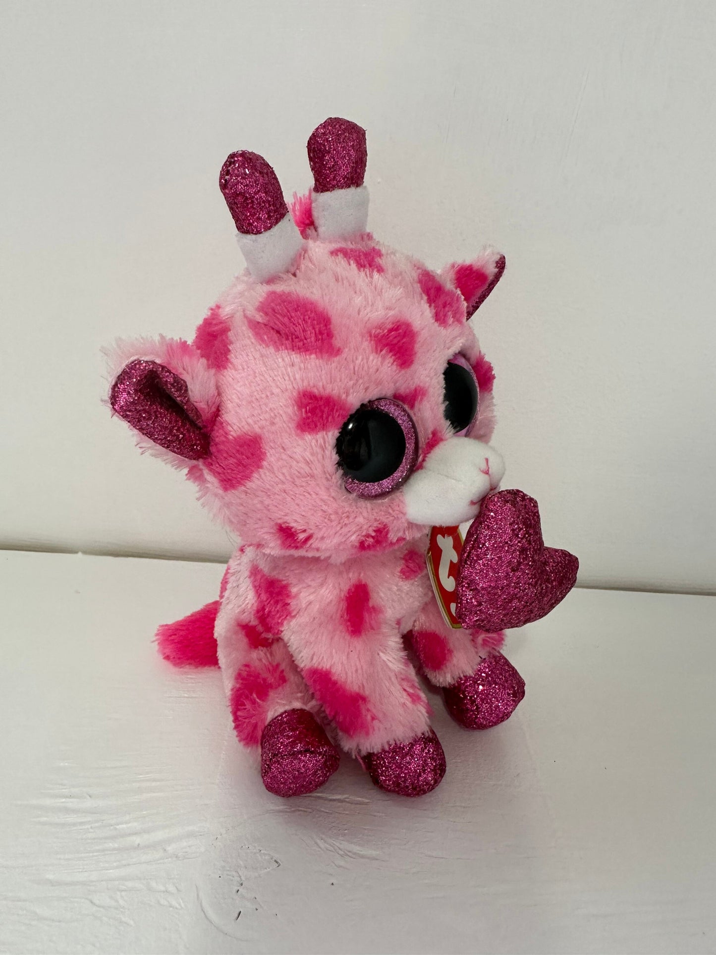 Ty Beanie Boo “Sweetums” the Adorable Giraffe (6 inch)