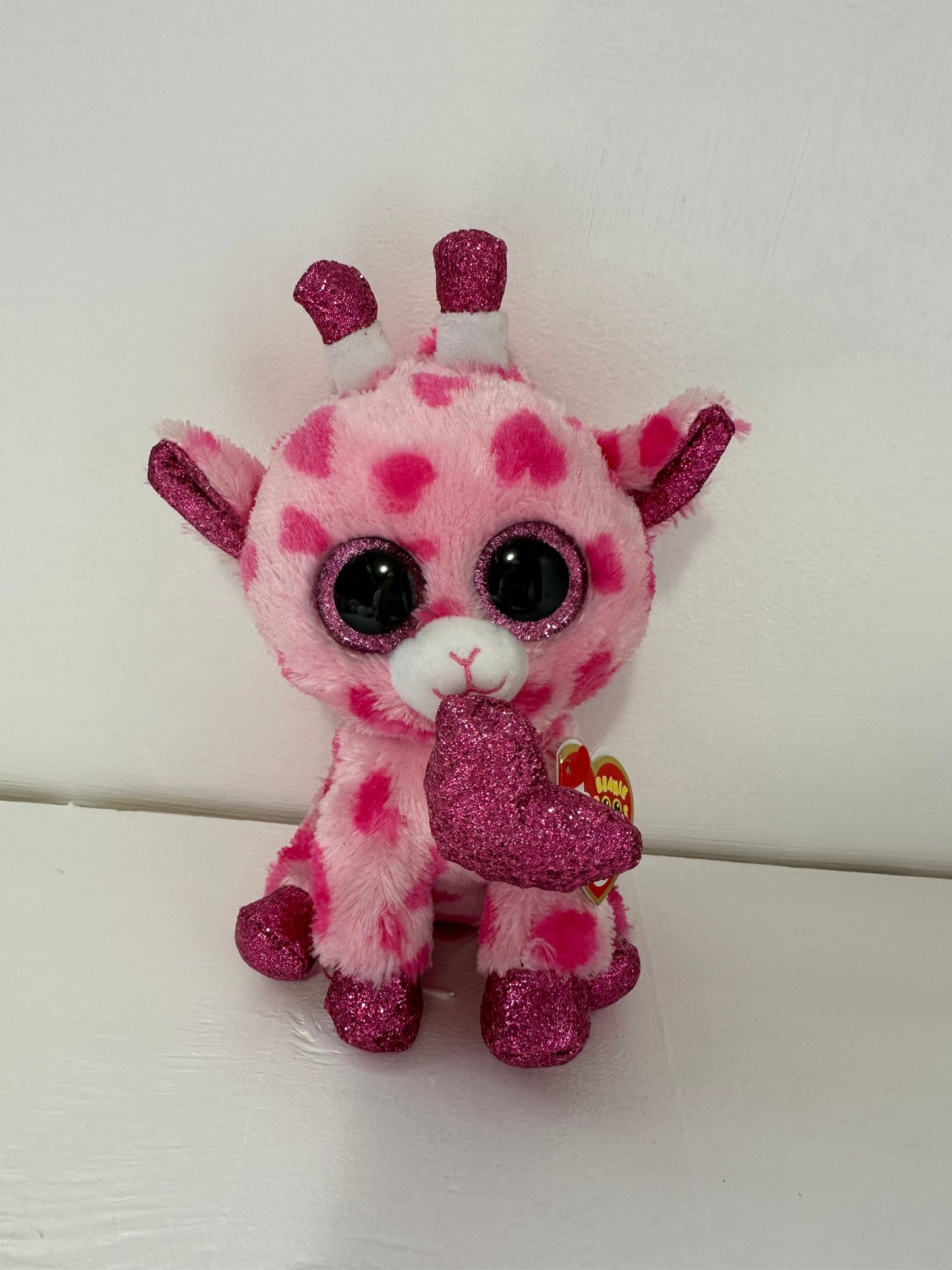 Ty Beanie Boo “Sweetums” the Adorable Giraffe (6 inch)